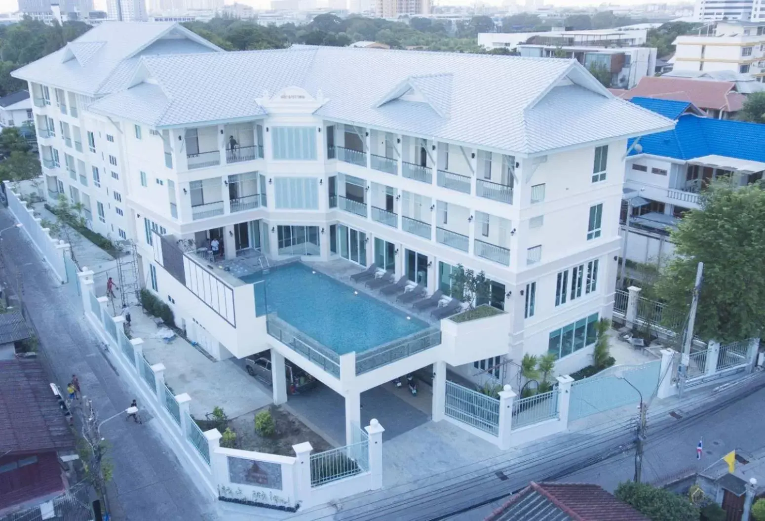 Property building, Bird's-eye View in Siam Tharadol SHA Extra Plus