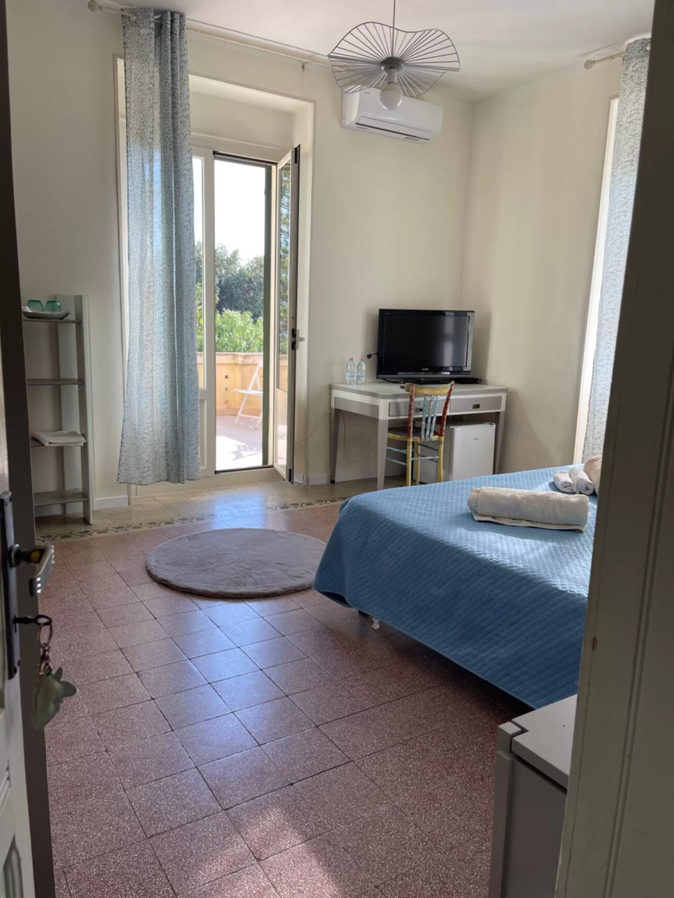 TV/Entertainment Center in Villino Vanzetti 1930