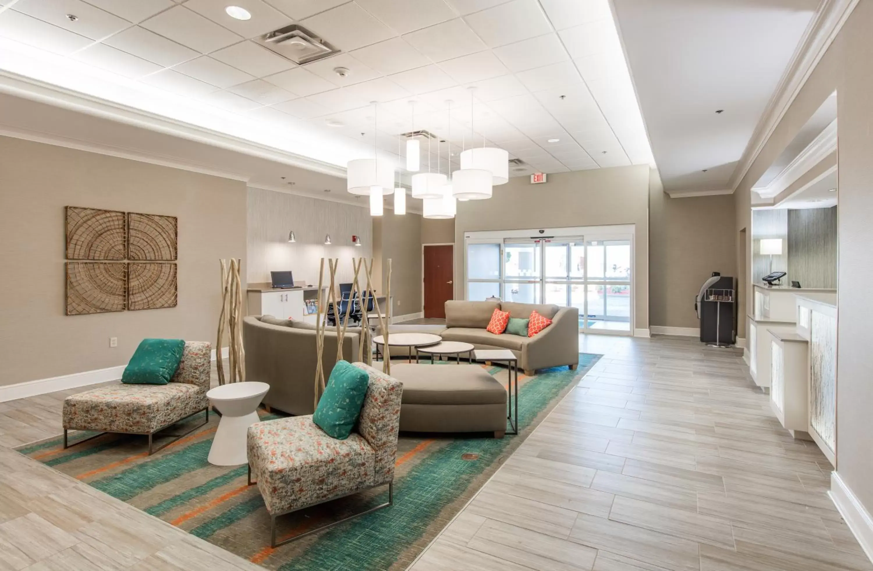 Property building, Seating Area in Holiday Inn Hotel & Suites Lake City, an IHG Hotel