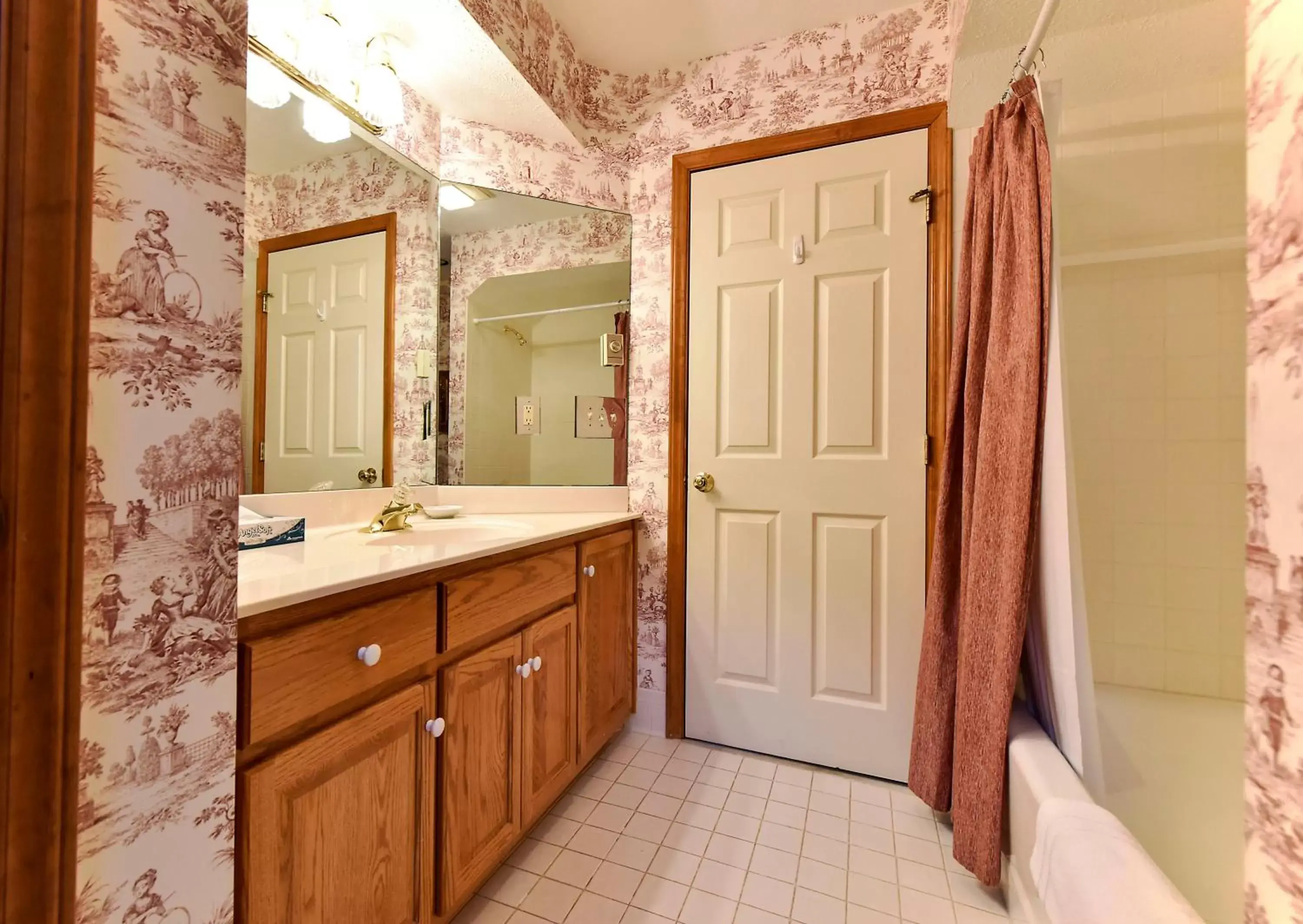 Bathroom in Chetola Resort Condominiums