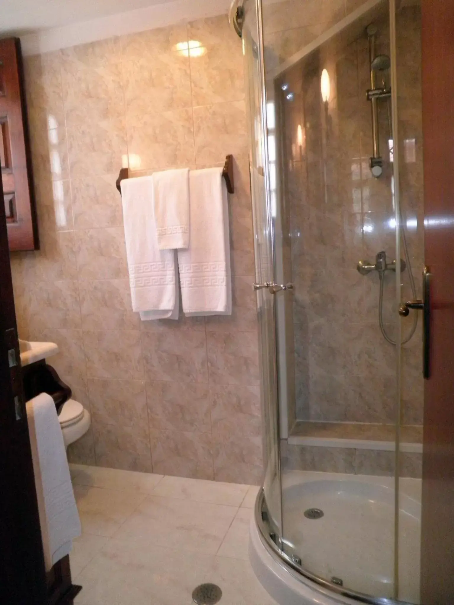 Superior Double or Twin Room in Hotel Residencial Alentejana Superior Double or Twin Room in Hotel Residencial Alentejana