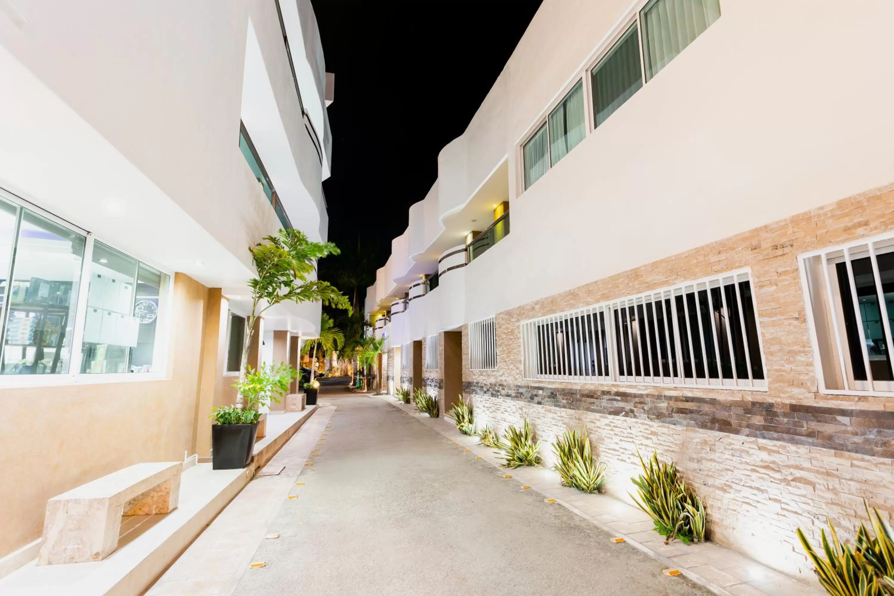 Hotel & Suites Country Valladolid