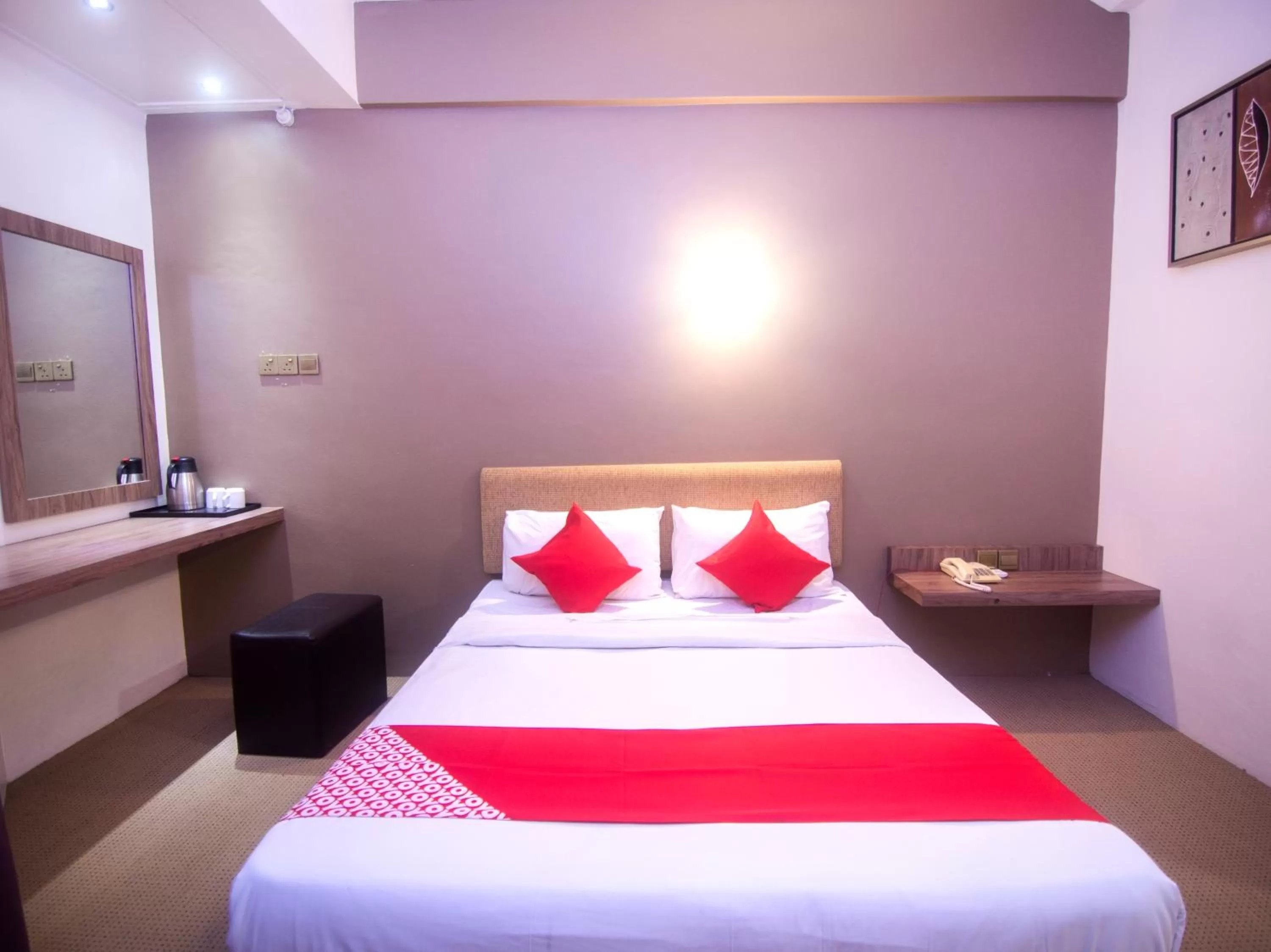 Deluxe Double Room in OYO 979 Hua Kuok Inn