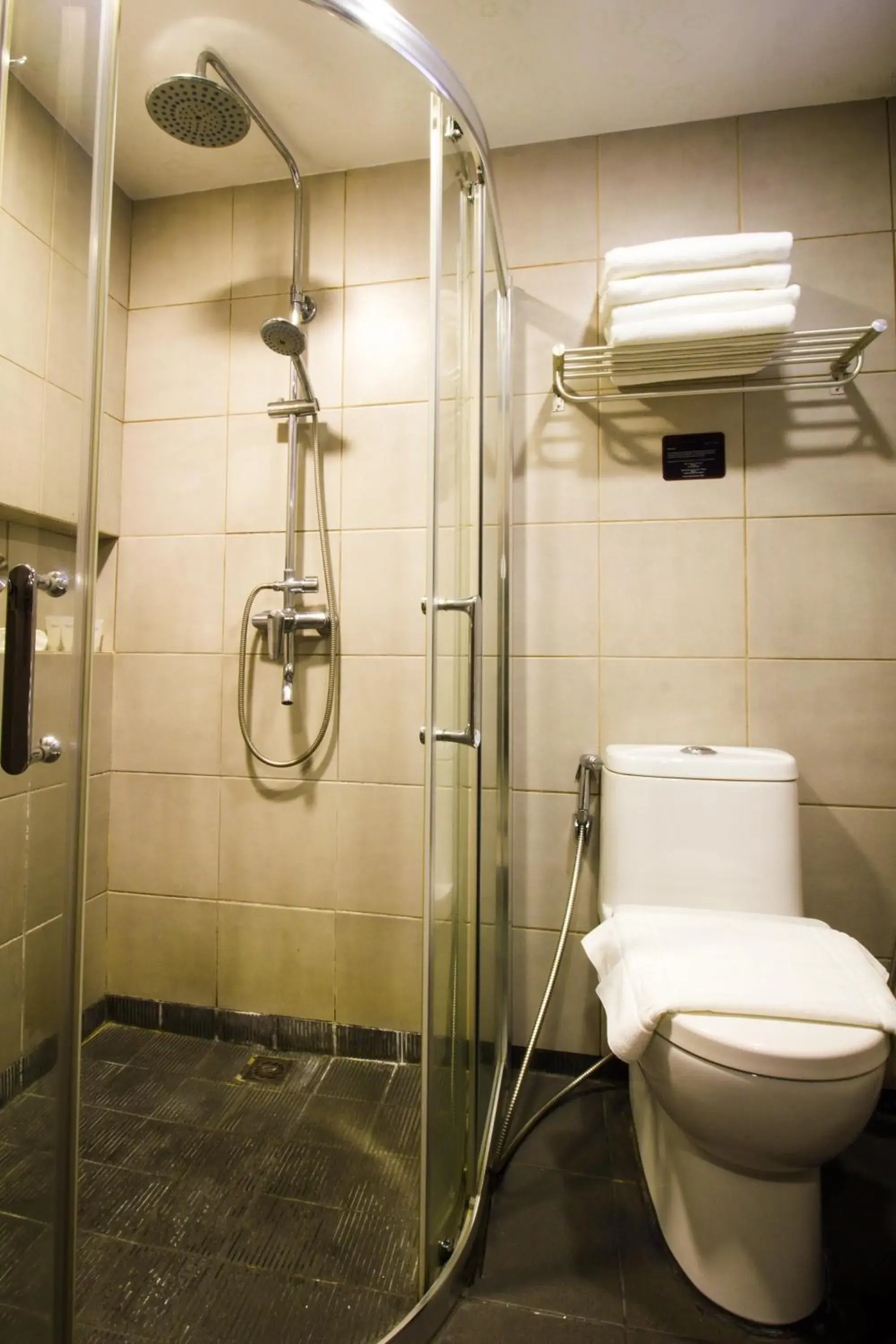 Bathroom in Jade Hotel And Suites