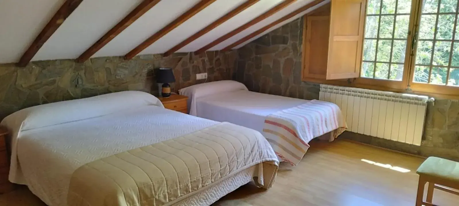 Bed in Hotel Rural Camino Medulas