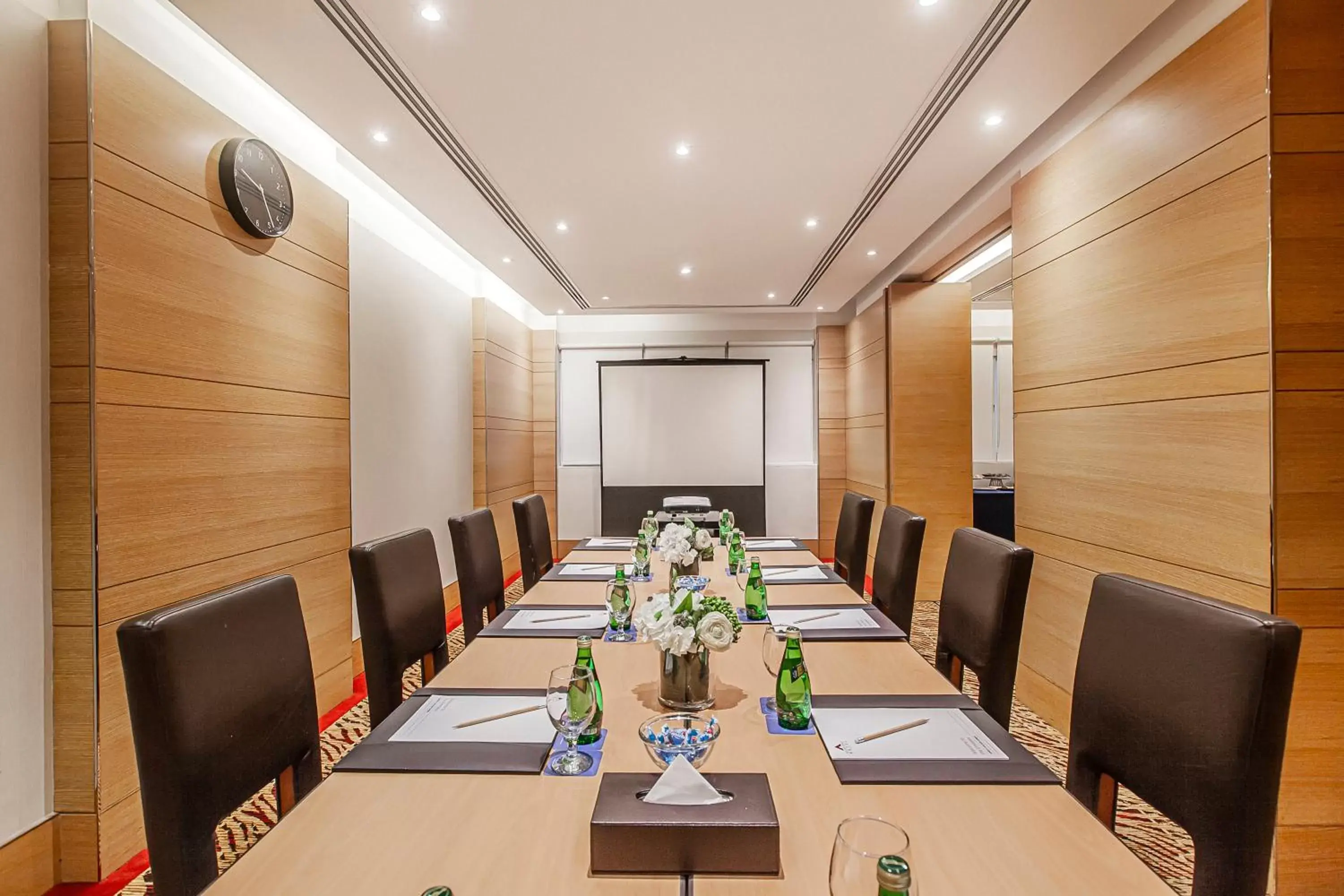 Meeting/conference room in Golden Sands Hotel & Residences