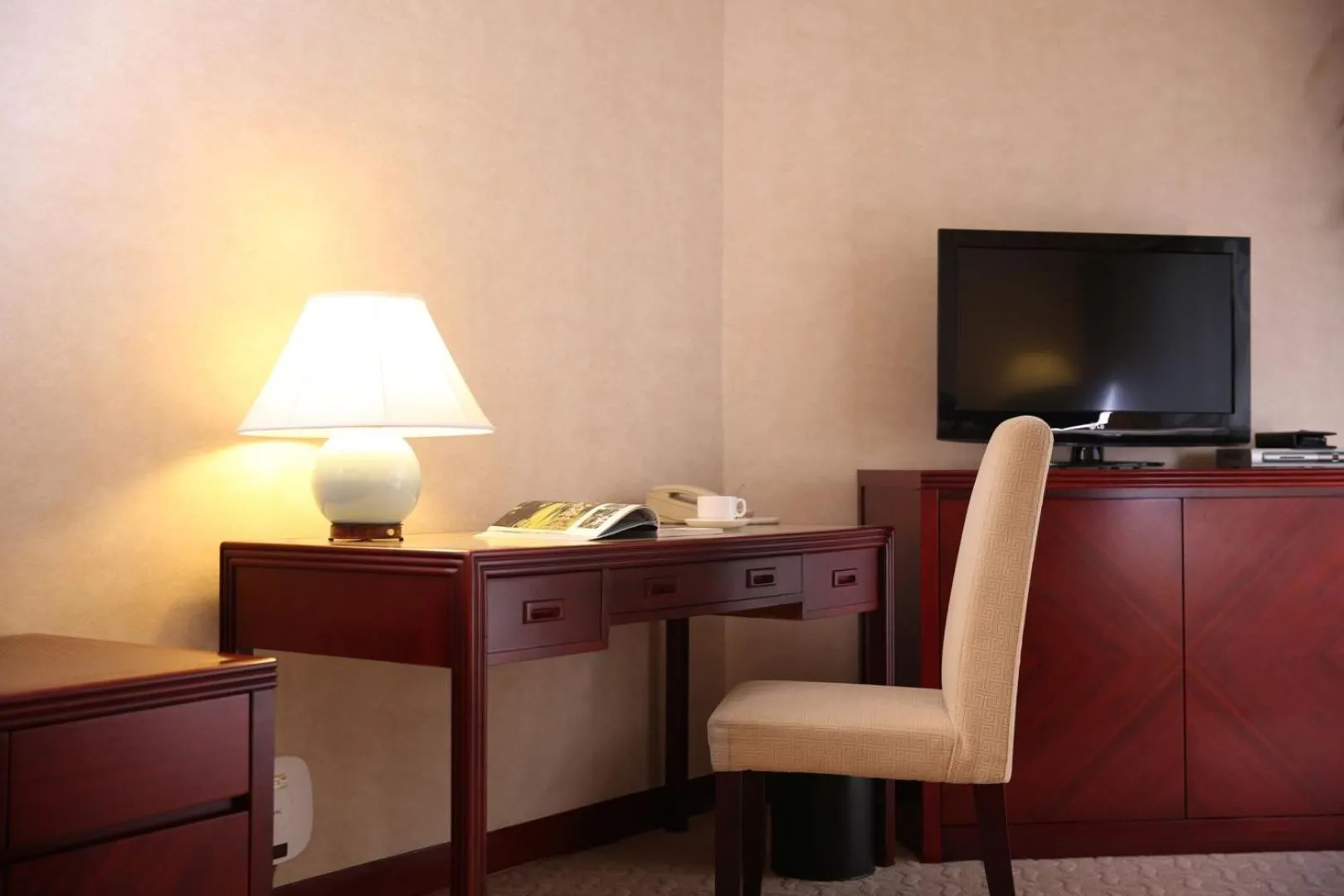 Felicity Hotel Shenzhen, Luohu Railway Station