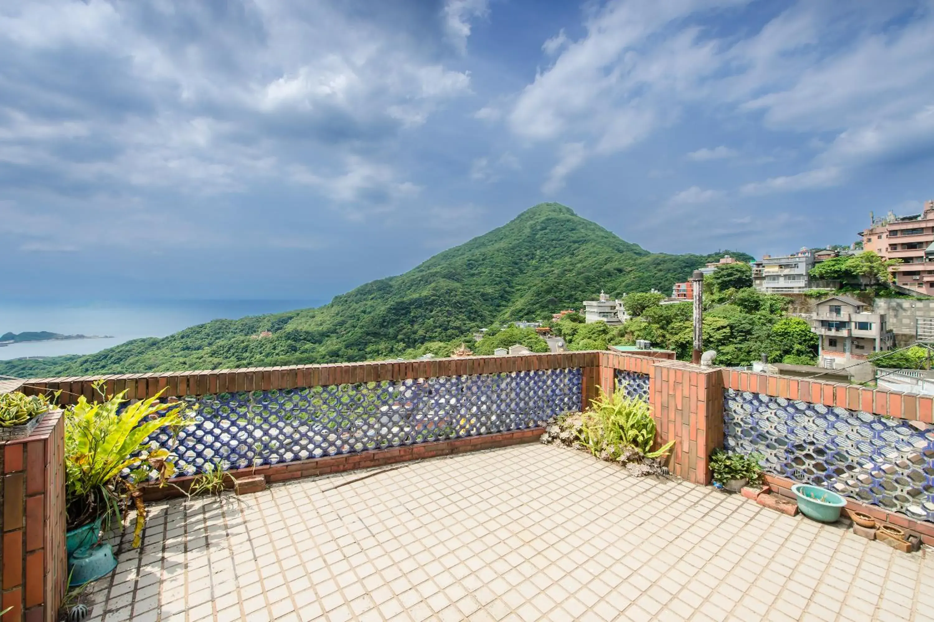 Natural landscape in Ju jiu House