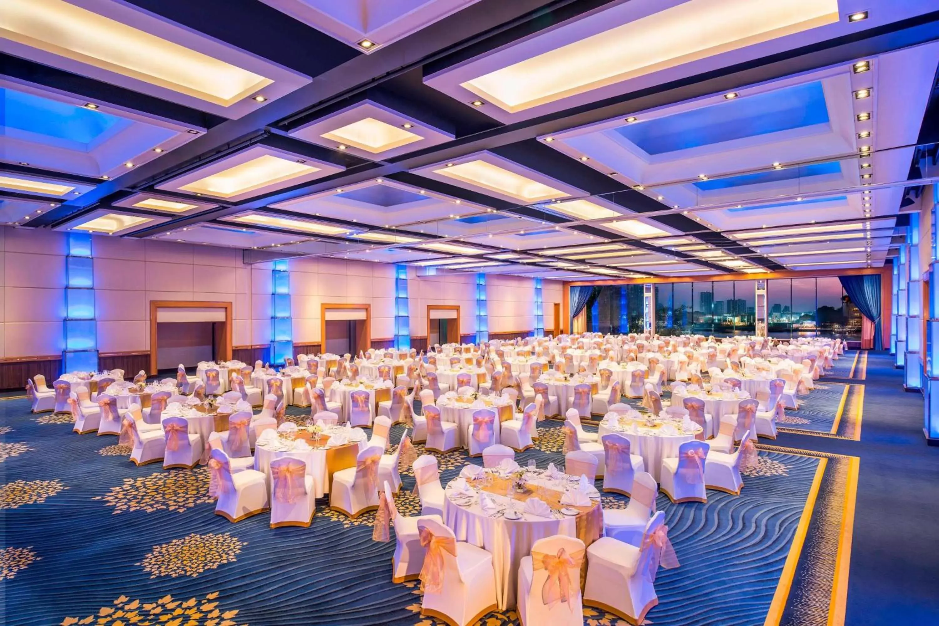 Meeting/conference room, Banquet Facilities in Royal Orchid Sheraton Hotel and Towers