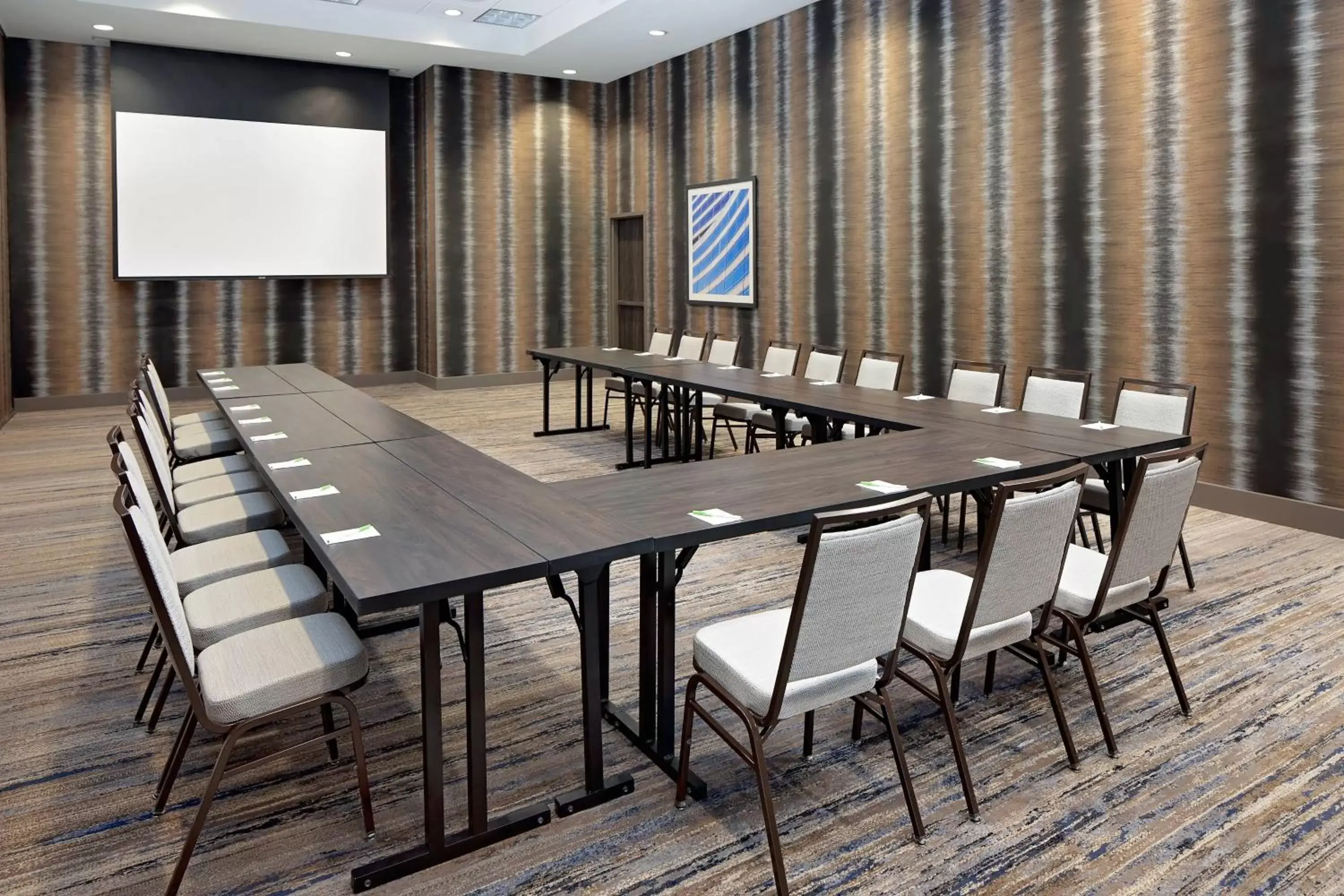 Meeting/conference room in Courtyard by Marriott Dallas Downtown/Reunion District