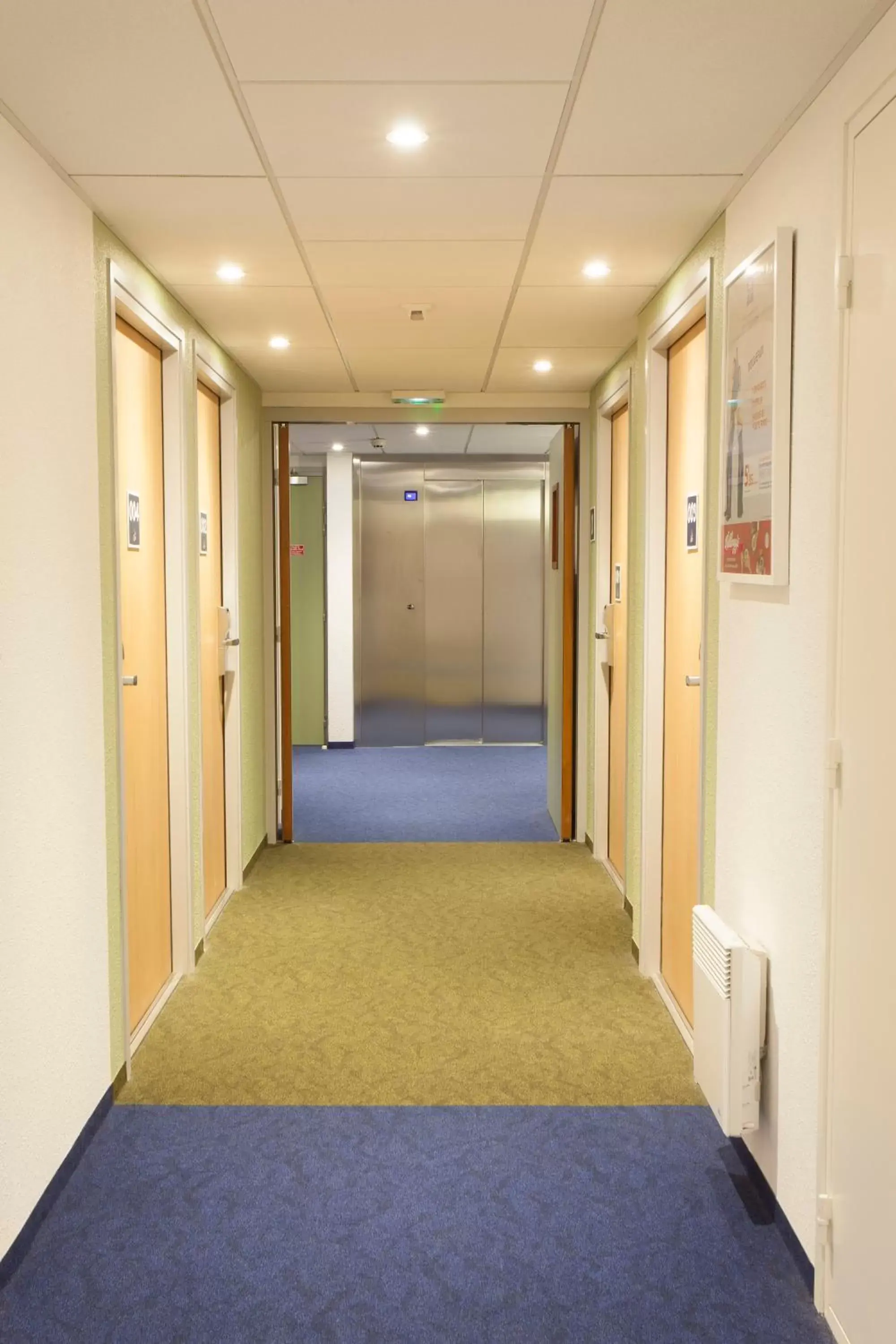 Area and facilities in ibis budget Cherbourg - La Glacerie