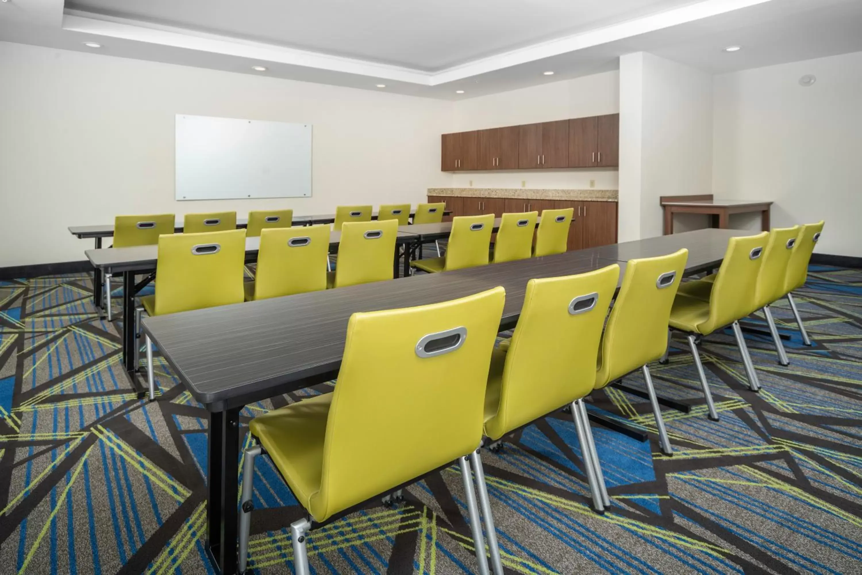 Meeting/conference room in Holiday Inn Express Clayton Southeast Raleigh, an IHG Hotel