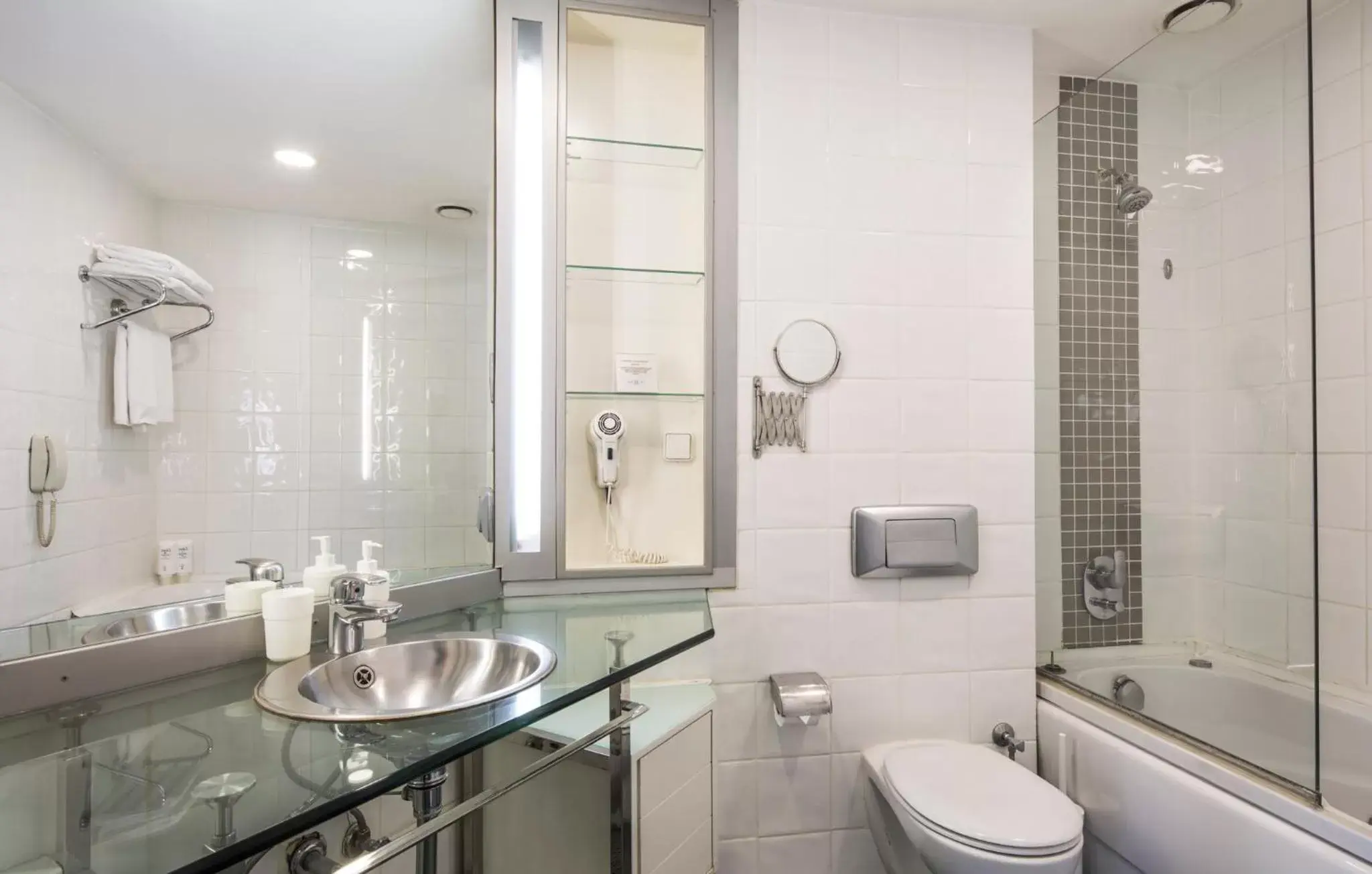Toilet, Bathroom in Taxim Suites Residences Istanbul
