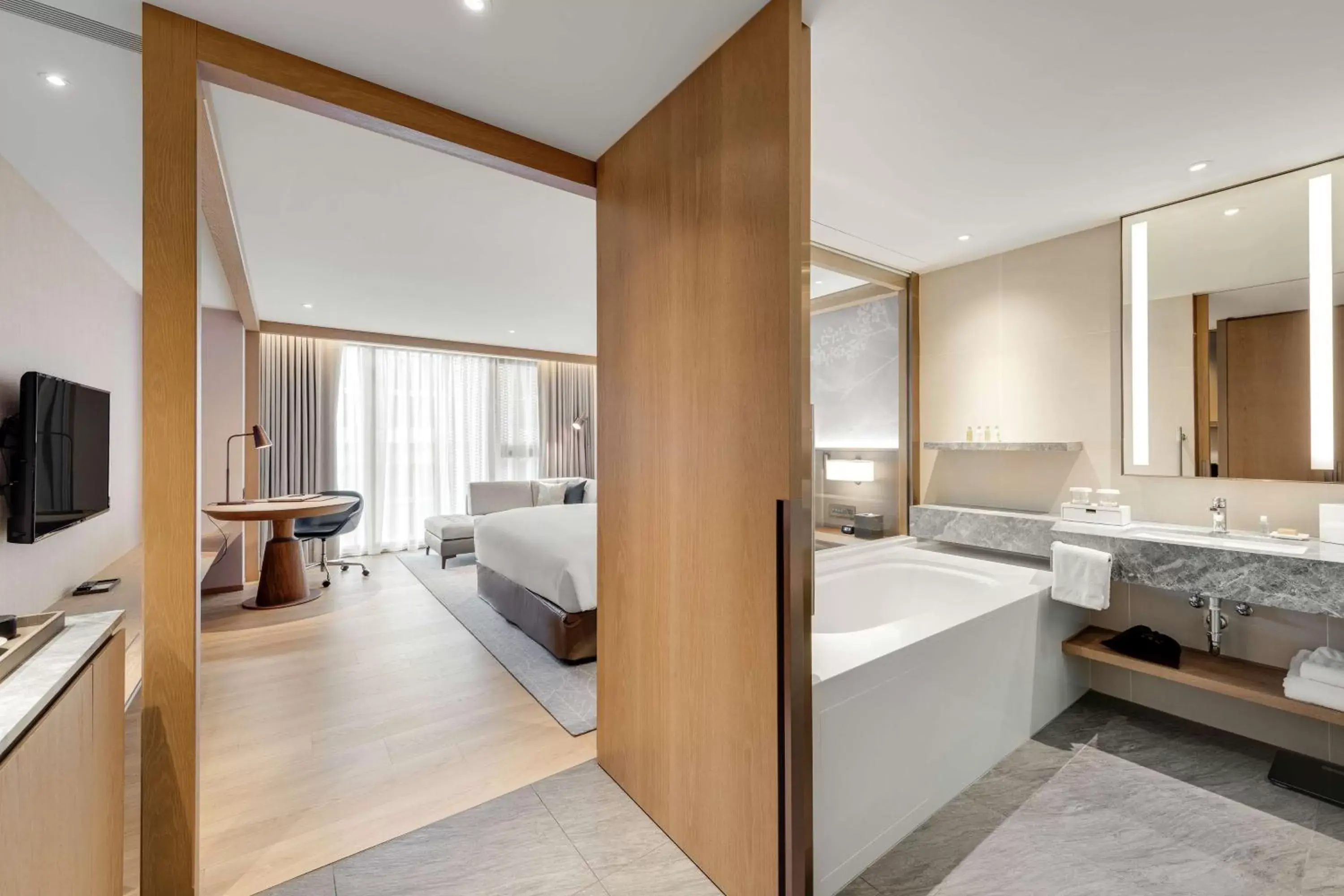 Bedroom, Bathroom in DoubleTree by Hilton Taipei Zhongshan