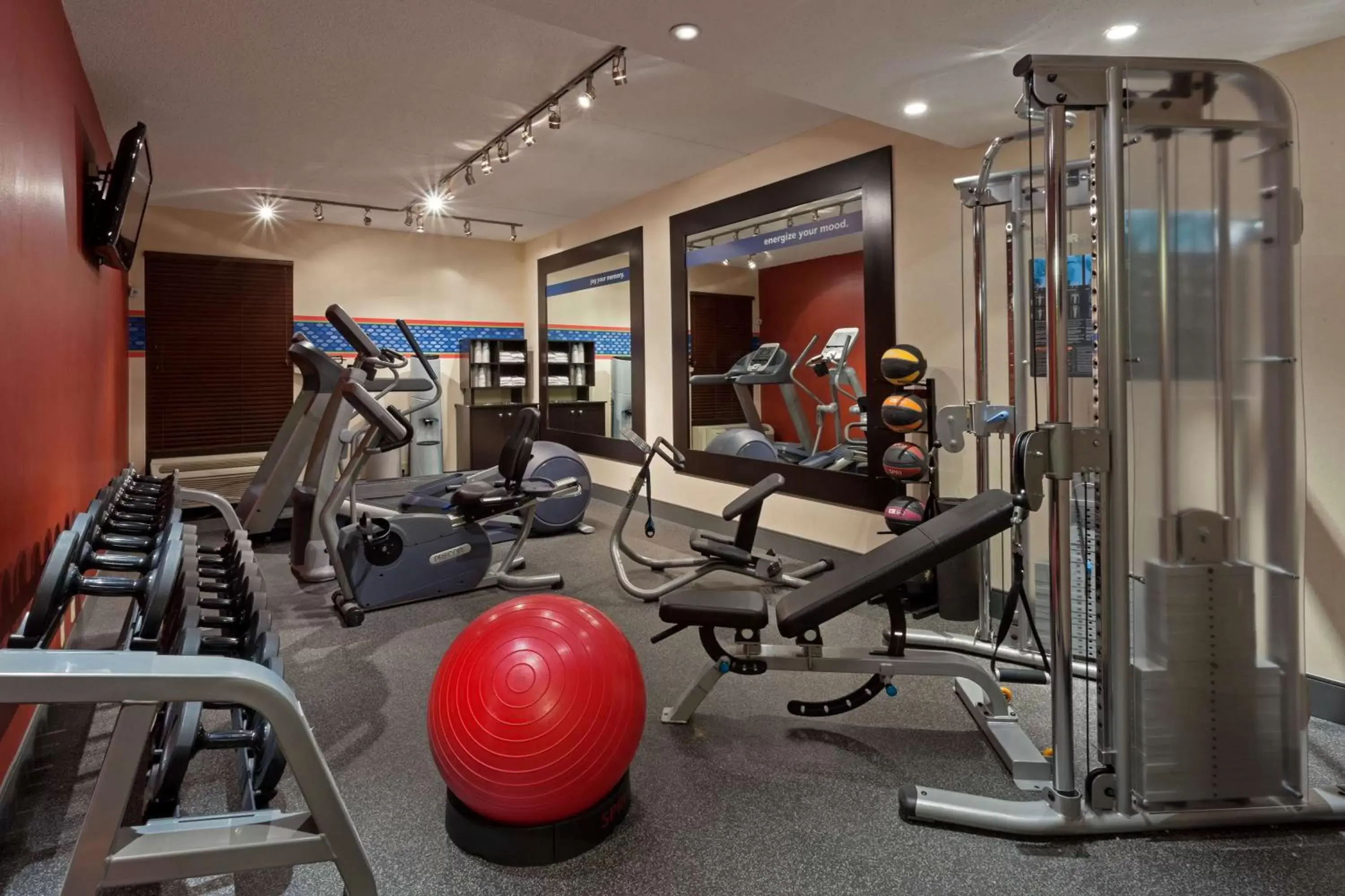Fitness centre/facilities, Fitness Center/Facilities in Hampton Inn New Bedford/Fairhaven