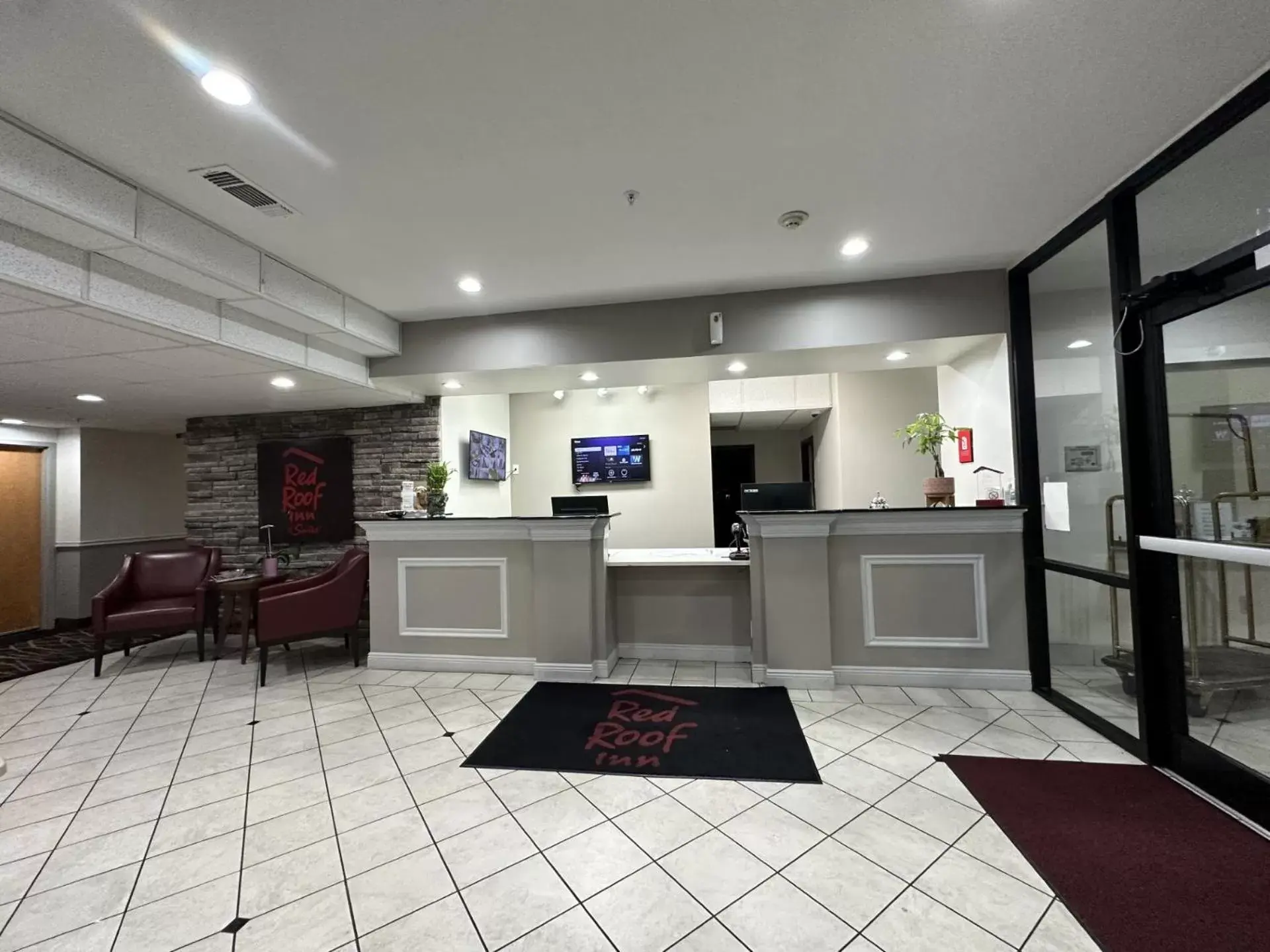 Lobby or reception, Lobby/Reception in Red Roof Inn & Suites Biloxi-Ocean Springs