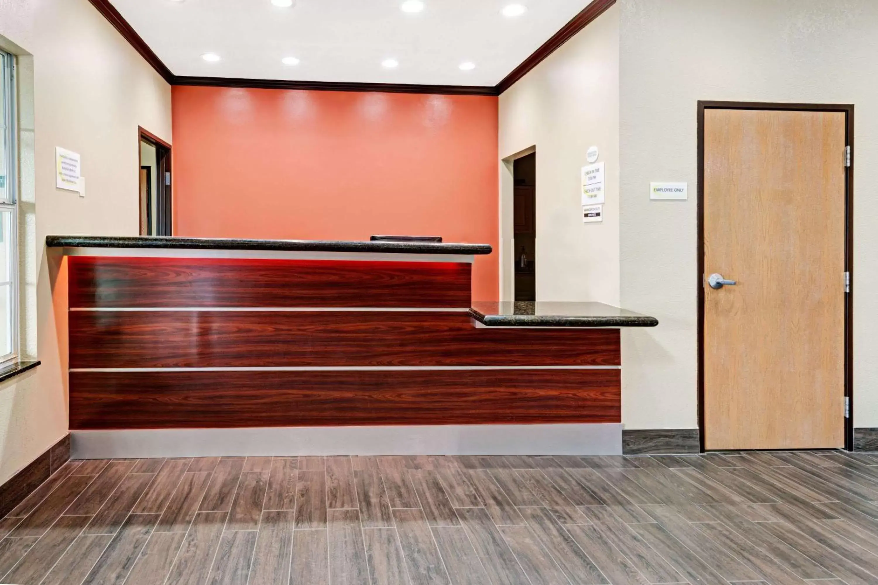Lobby or reception, Lobby/Reception in Super 8 by Wyndham San Antonio/Alamodome Area
