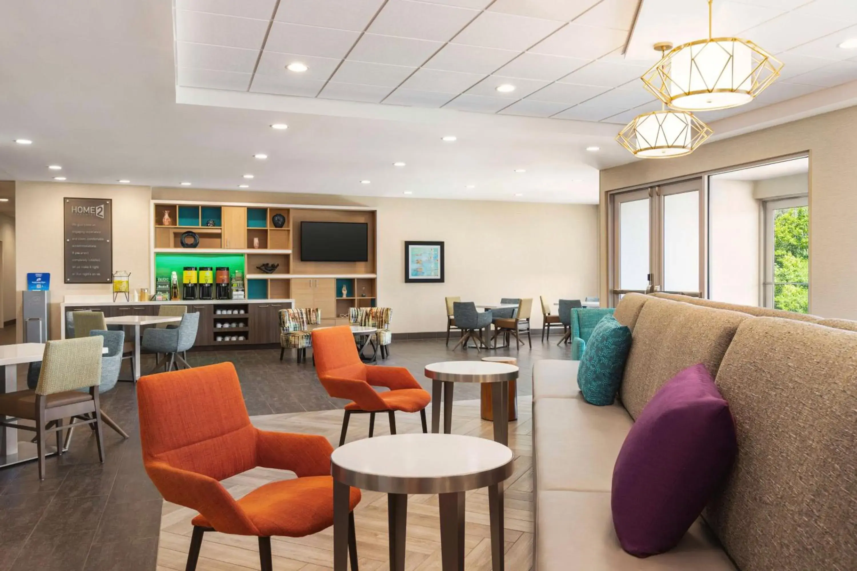 Lobby or reception, Lounge/Bar in Home2 Suites By Hilton Leesburg, Va