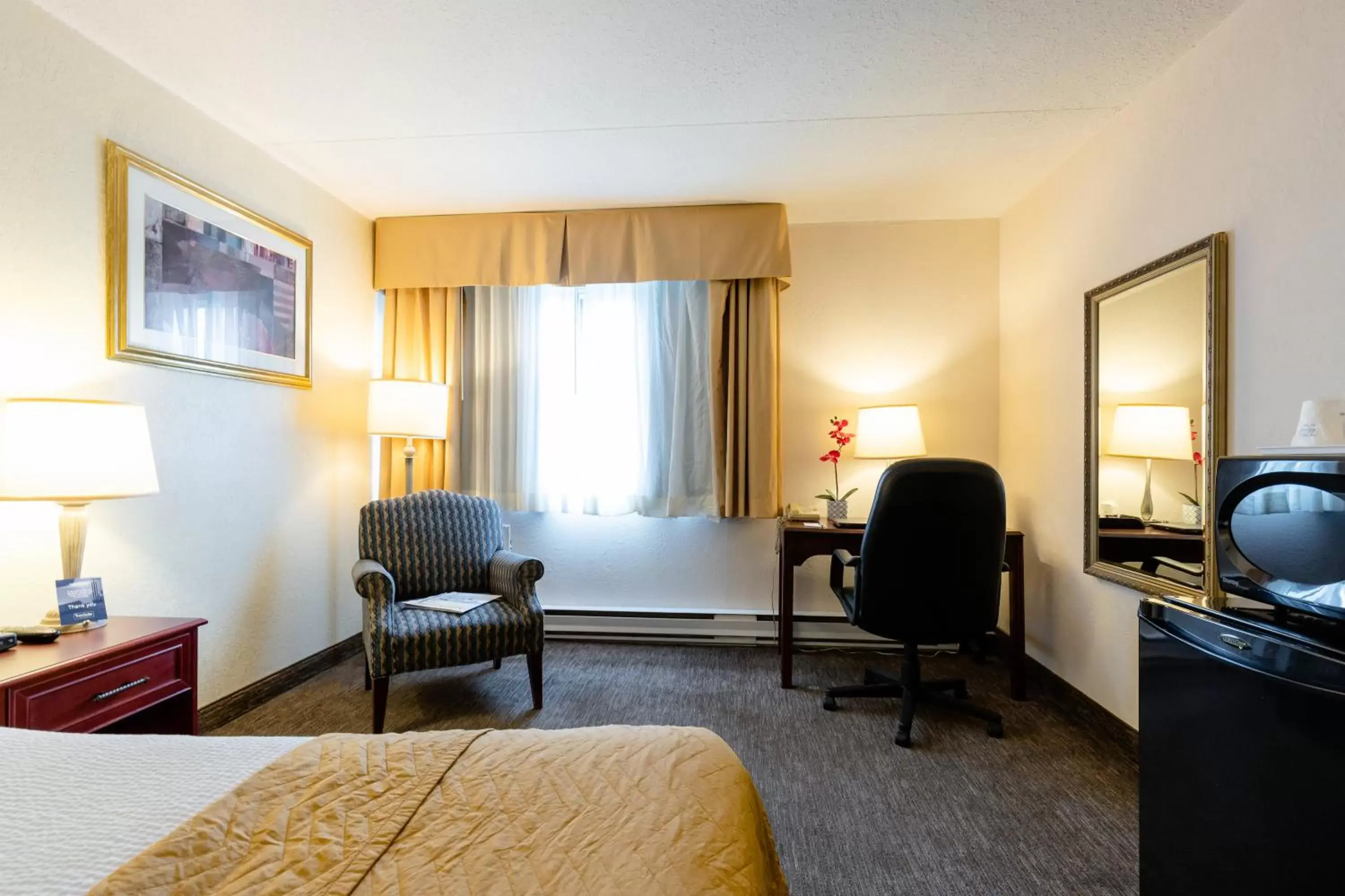 Guests, Seating Area in Travelodge by Wyndham Ottawa East