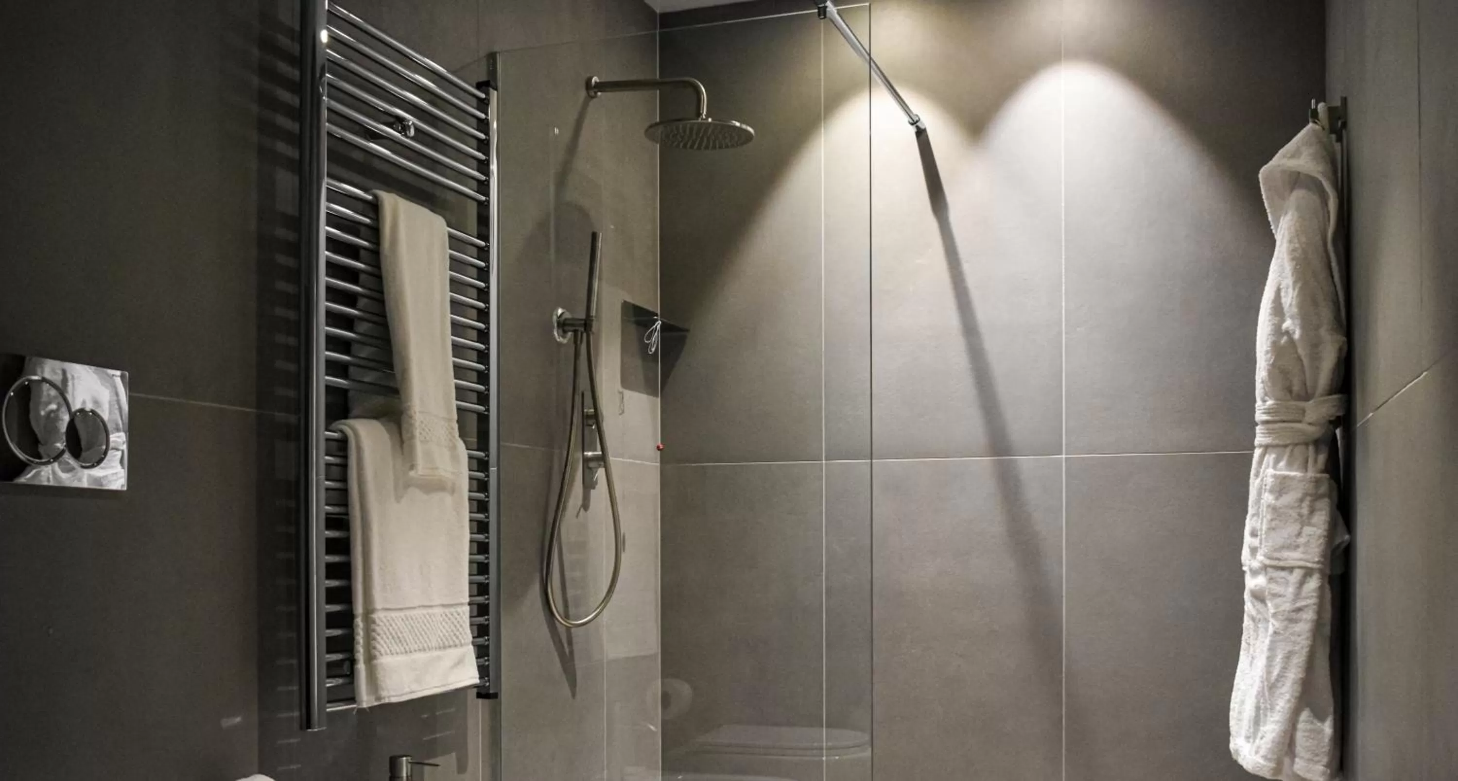 Bathroom in Palazzo Cornalia