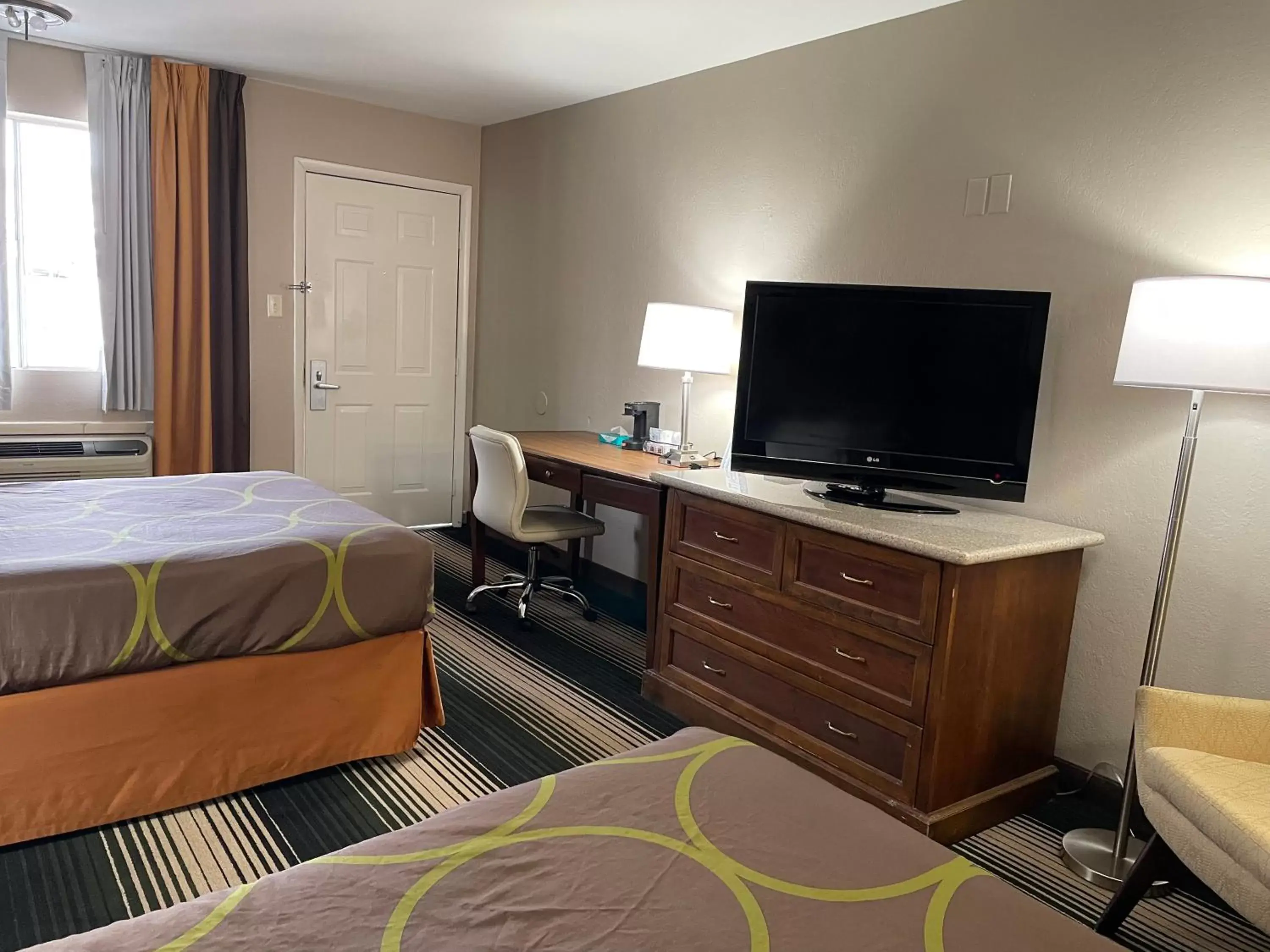 Bed in Super 8 by Wyndham Junction City