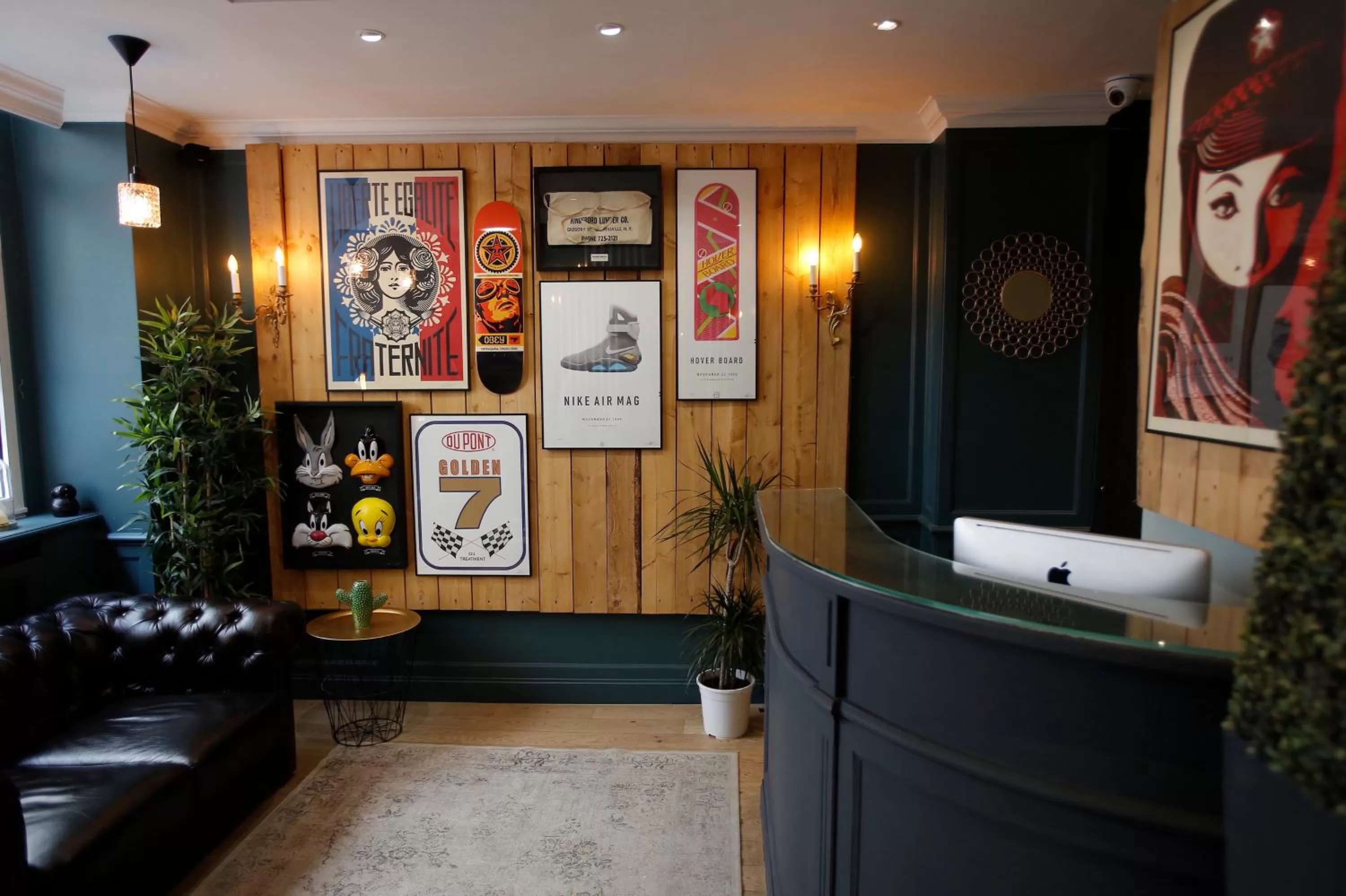 Lobby or reception in Hôtel Etoile Trocadéro