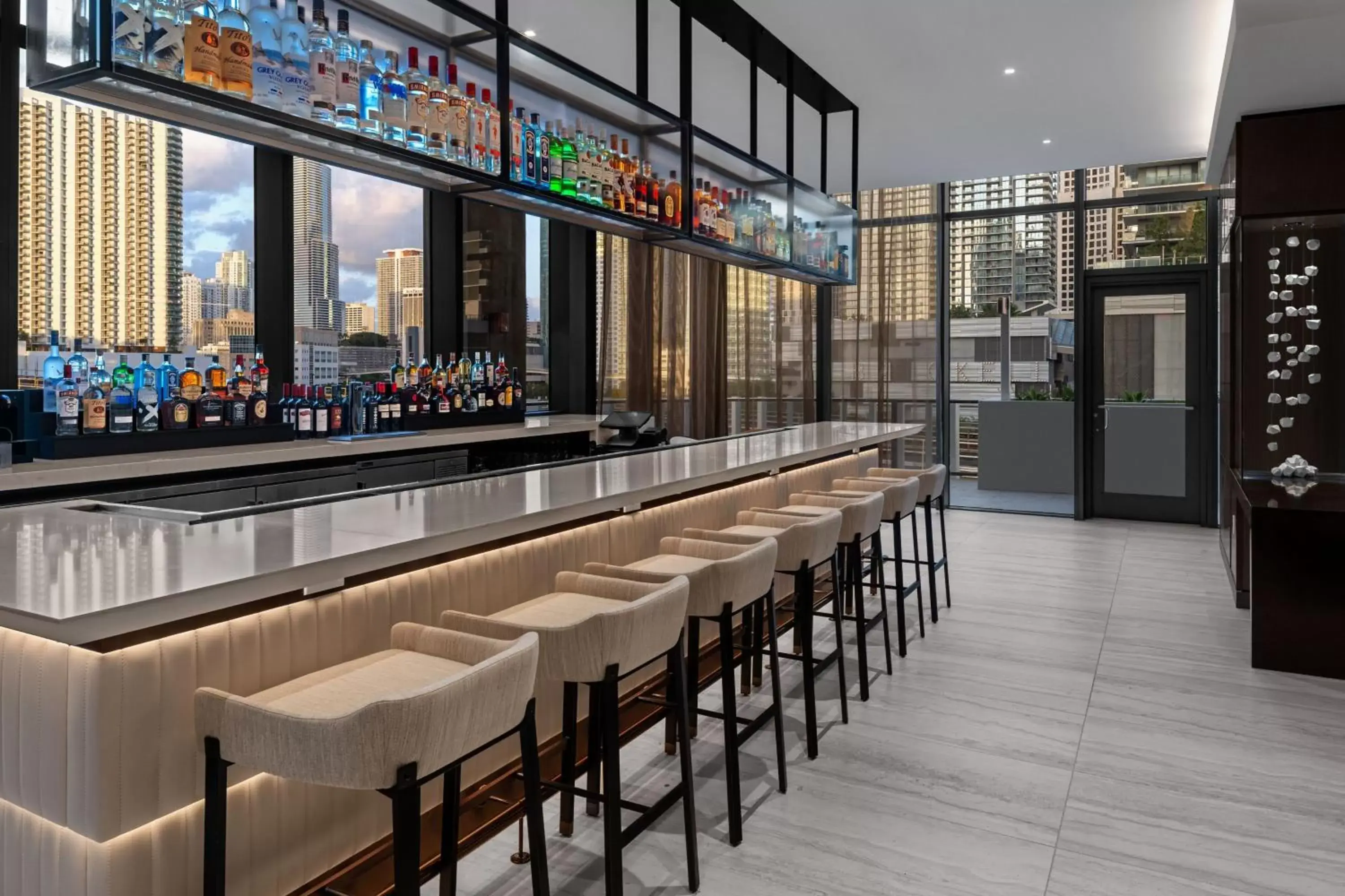 Restaurant/places to eat, Lounge/Bar in AC Hotel By Marriott Miami Brickell
