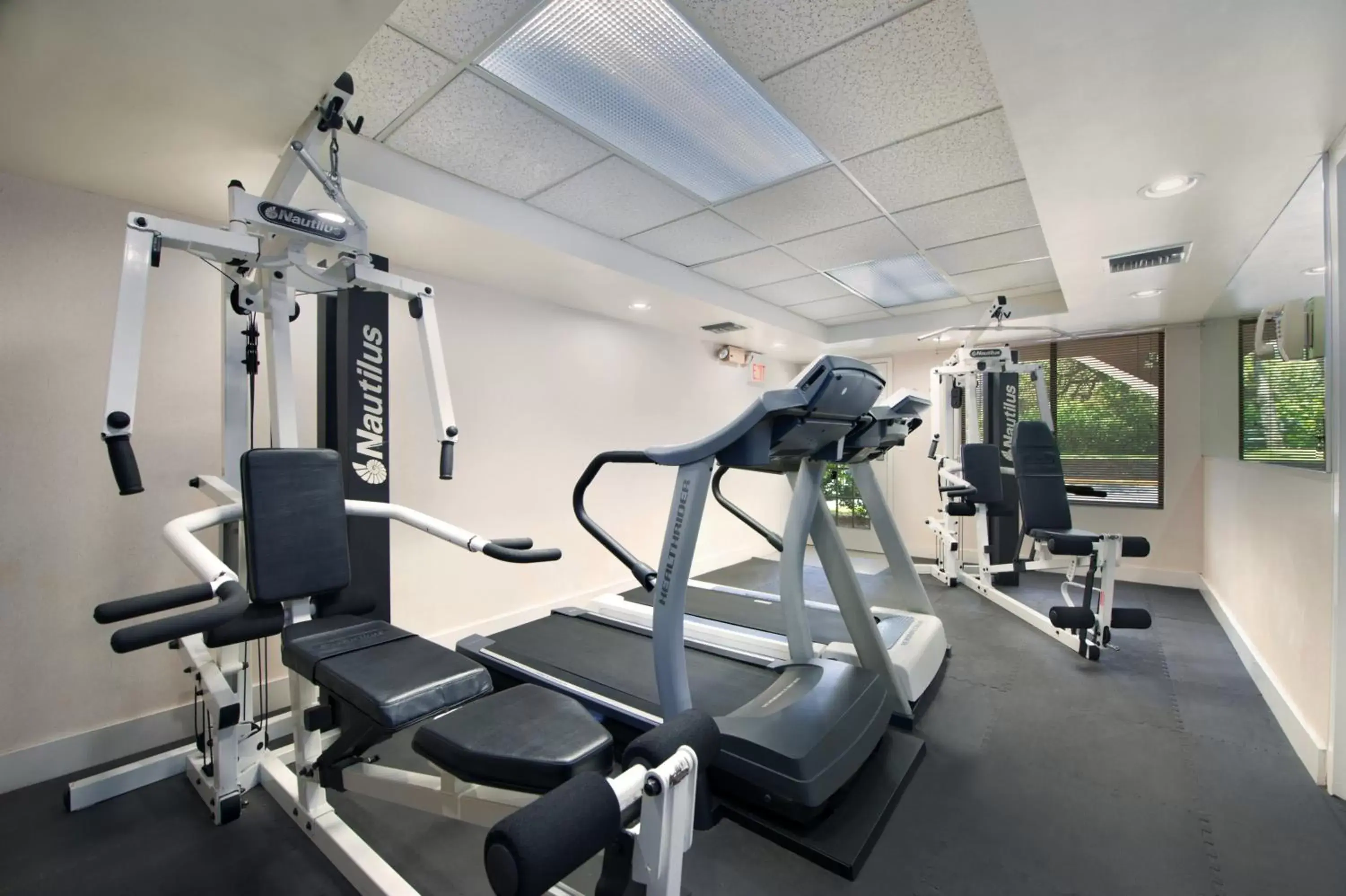 Fitness centre/facilities, Fitness Center/Facilities in Ramada by Wyndham Temple Terrace/Tampa North