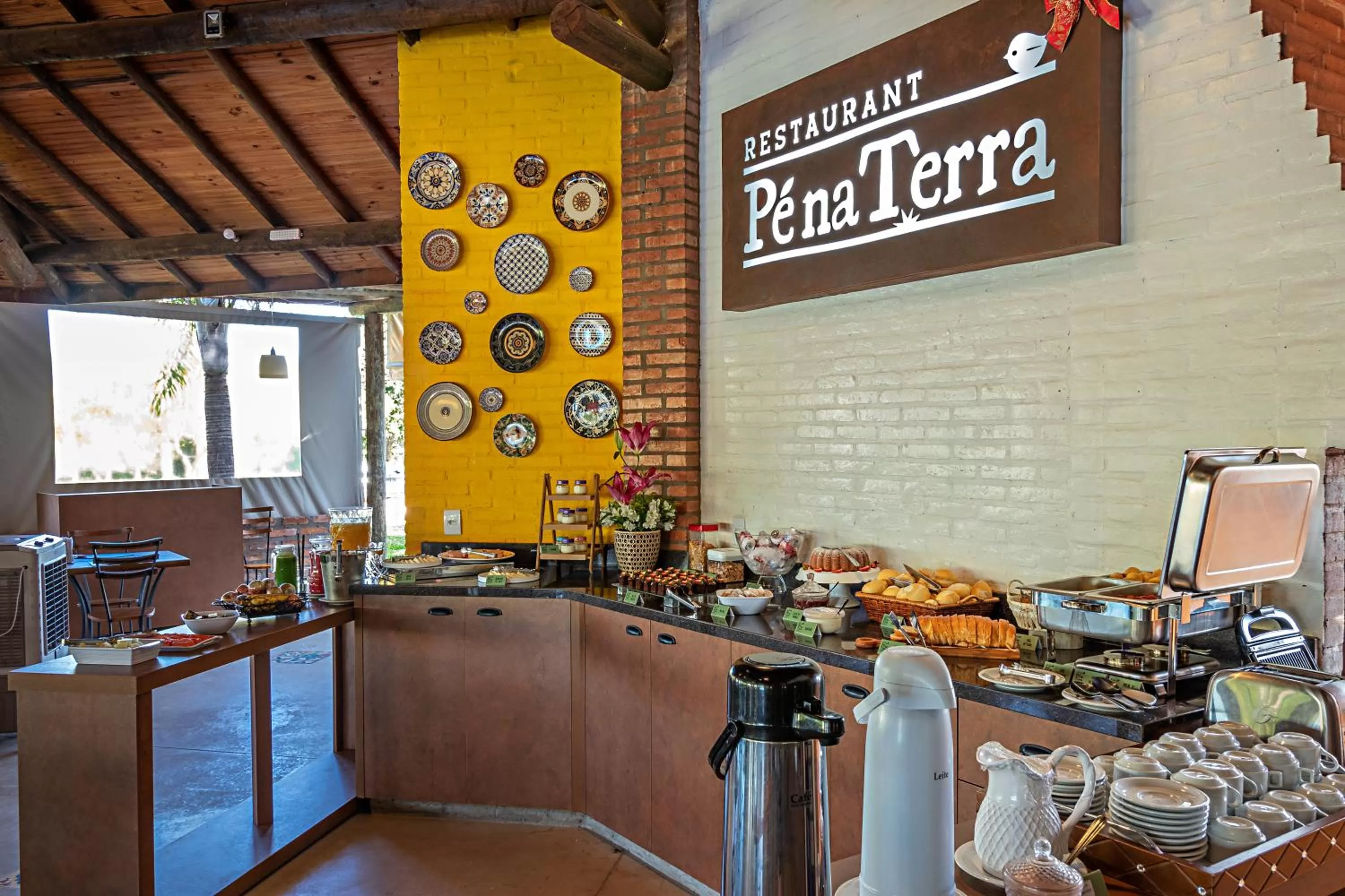 Breakfast in Pousada Pé na Terra