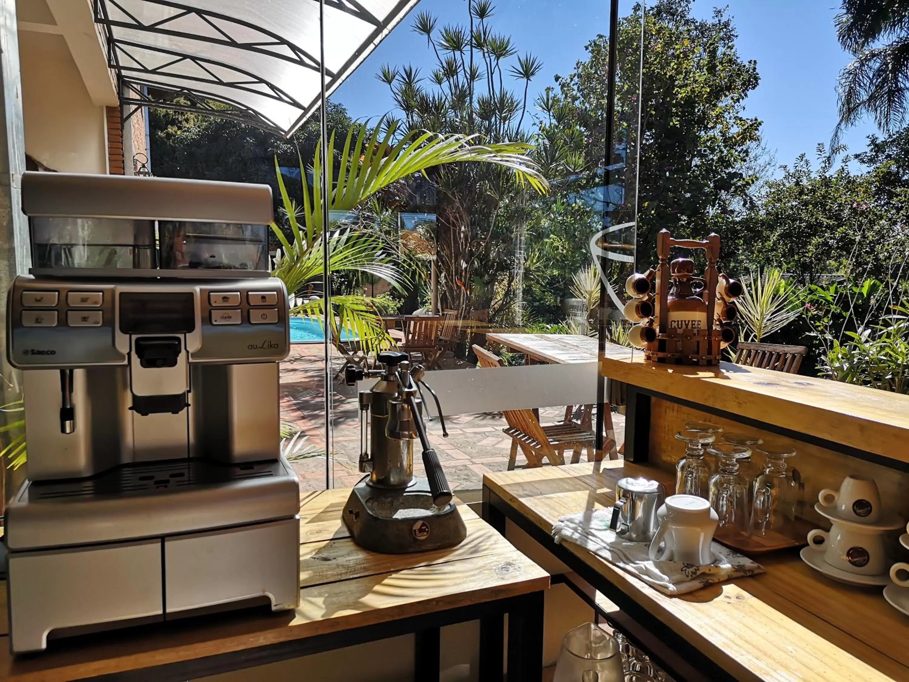 Patio in Las Orquideas Parque Hotel