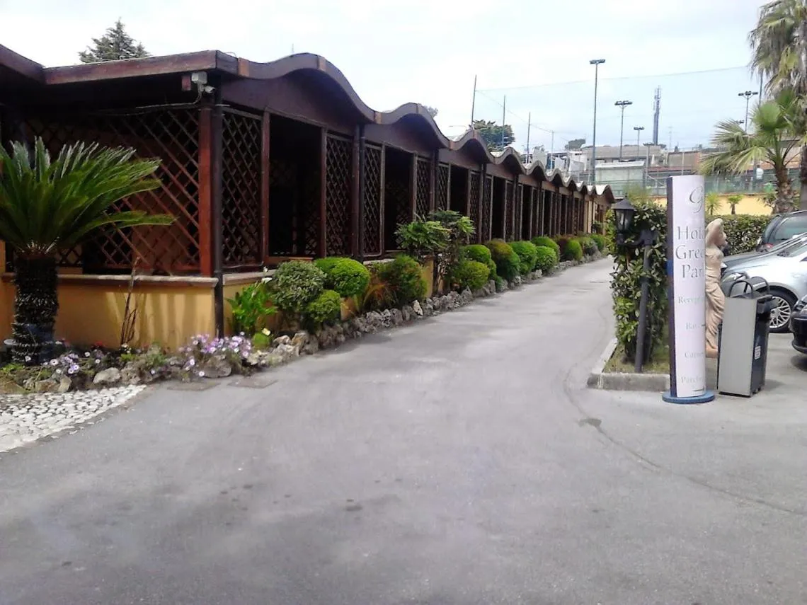 Property Building in Green Park Hotel