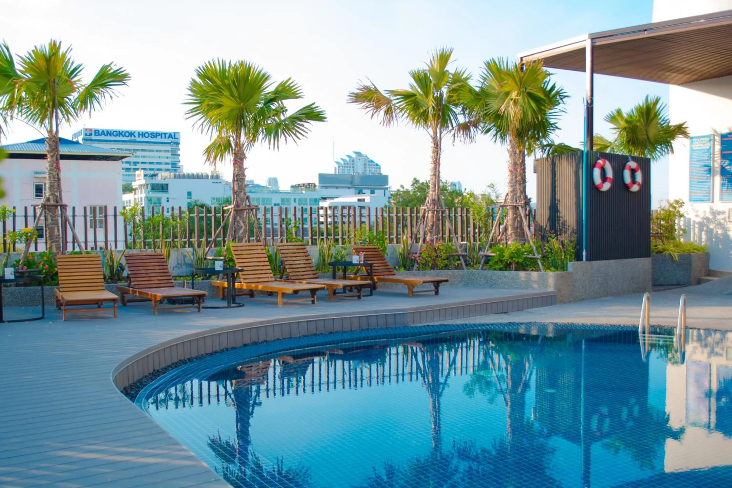 Swimming pool in A-ONE Bangkok Hotel