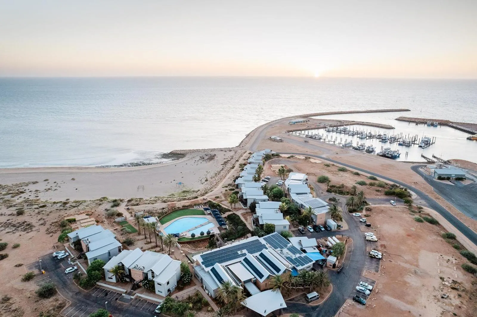 Property building in Mantarays Ningaloo Beach Resort