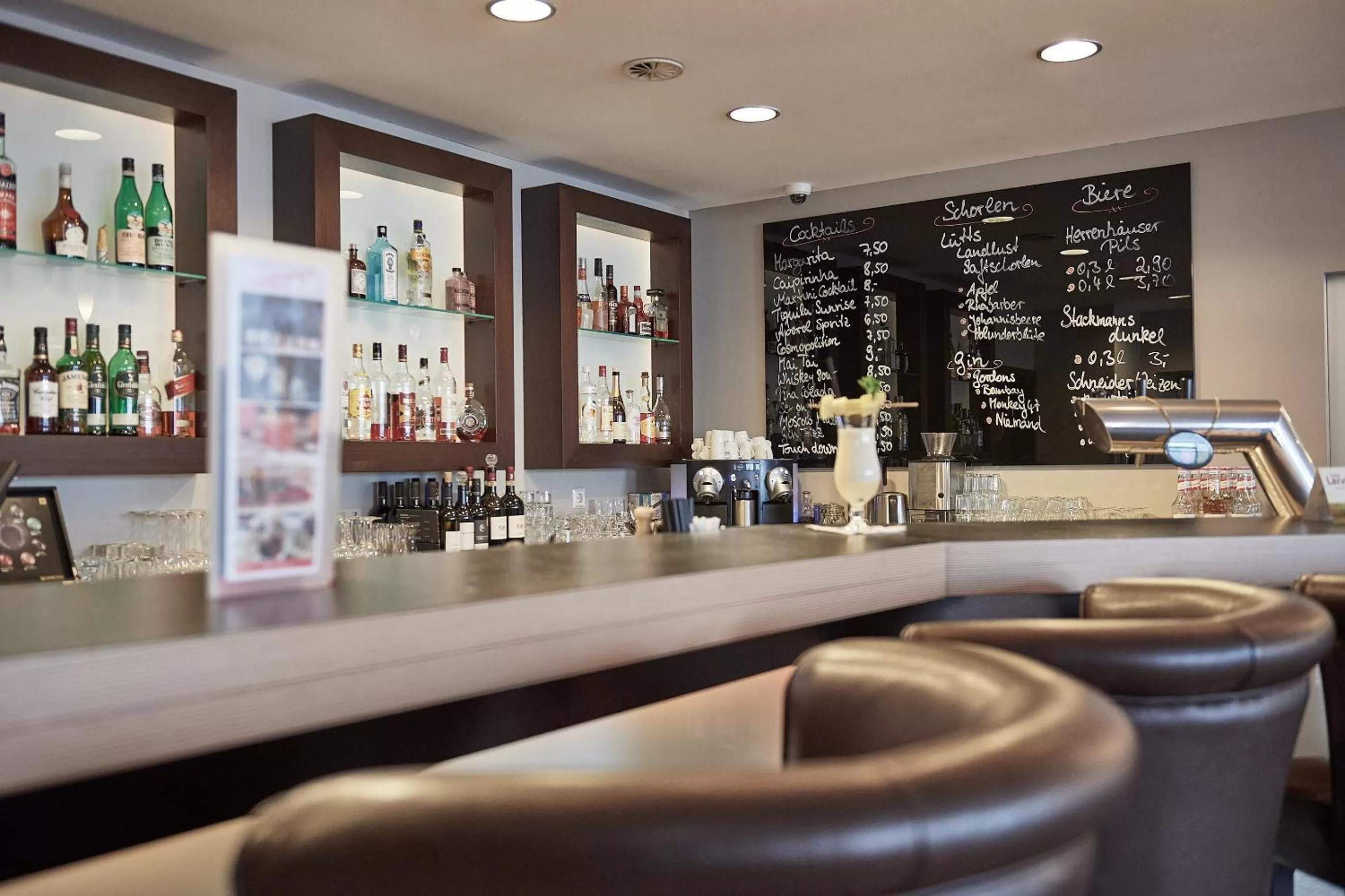 Restaurant/places to eat in Hotel Amadeus