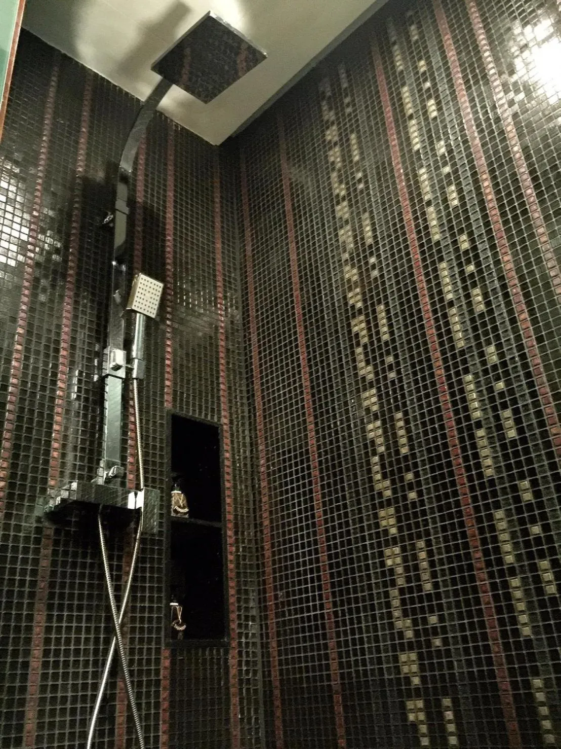 Bathroom in Avatar Railay-Adults Only