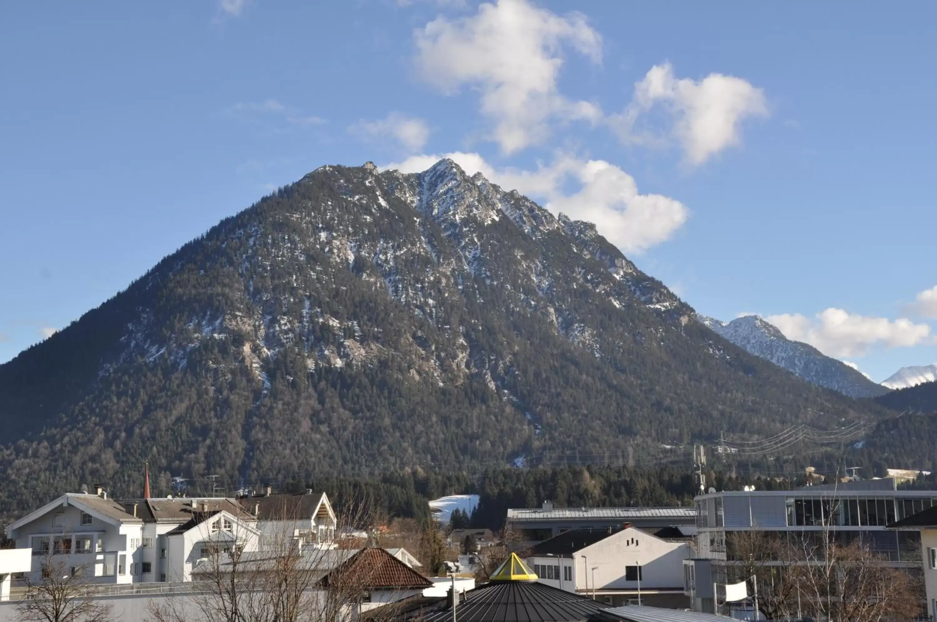 View (from property/room), Mountain View in Hotel Zum Mohren