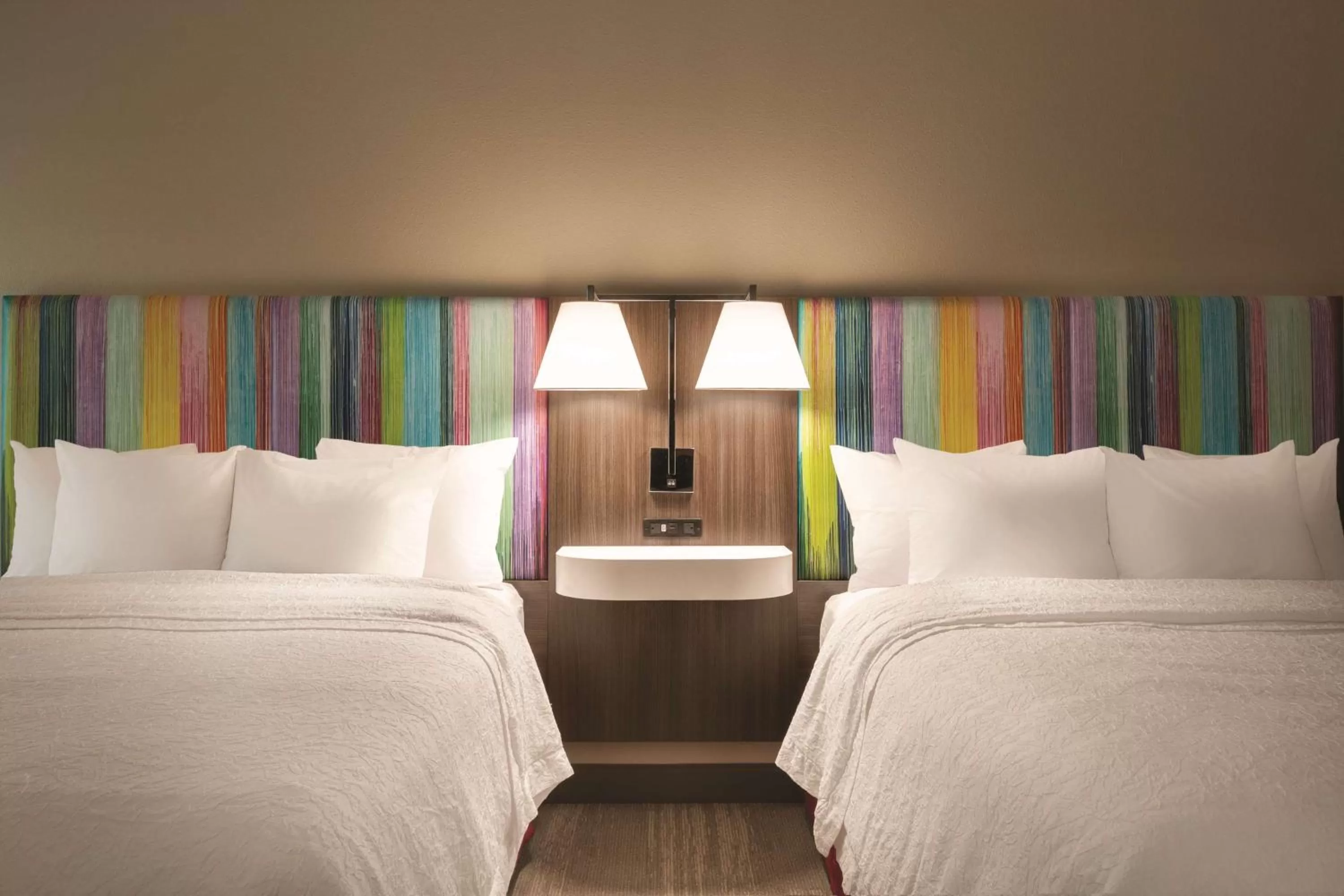 Bed in Hampton Inn - Houston/Brookhollow