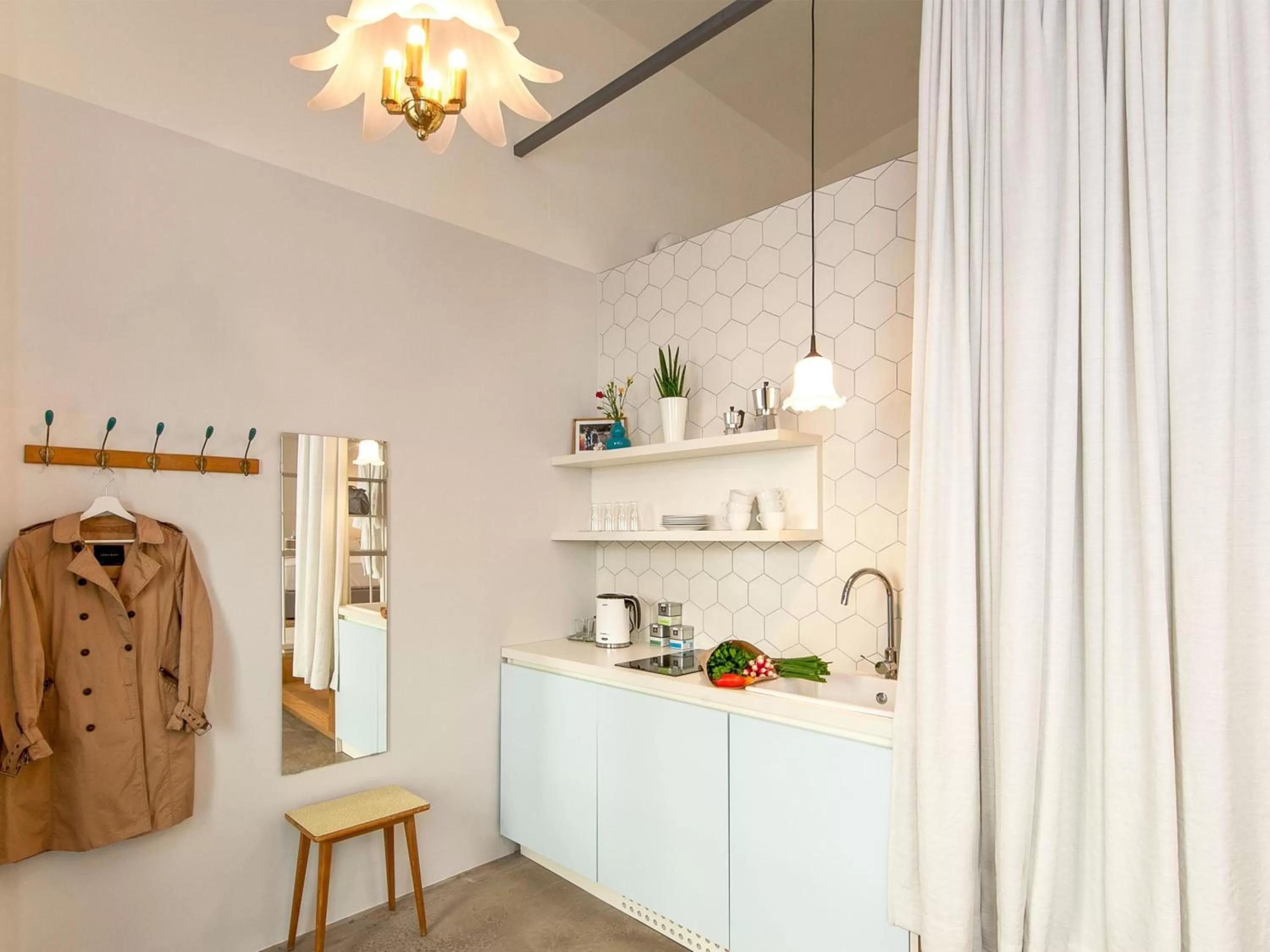 Kitchen or kitchenette in grätzlhotel Karmelitermarkt