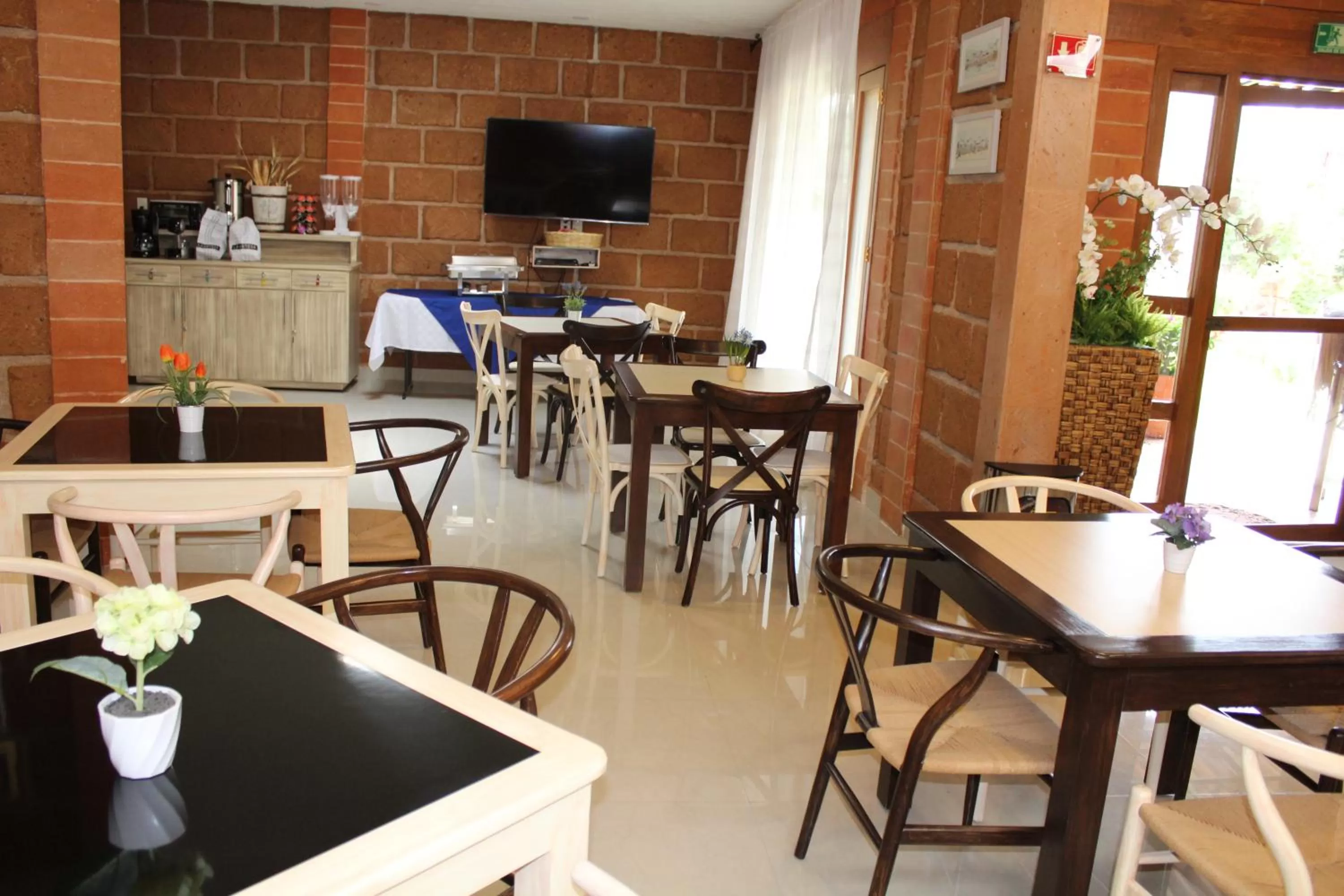 Restaurant/places to eat in Hotel Boutique La Herencia