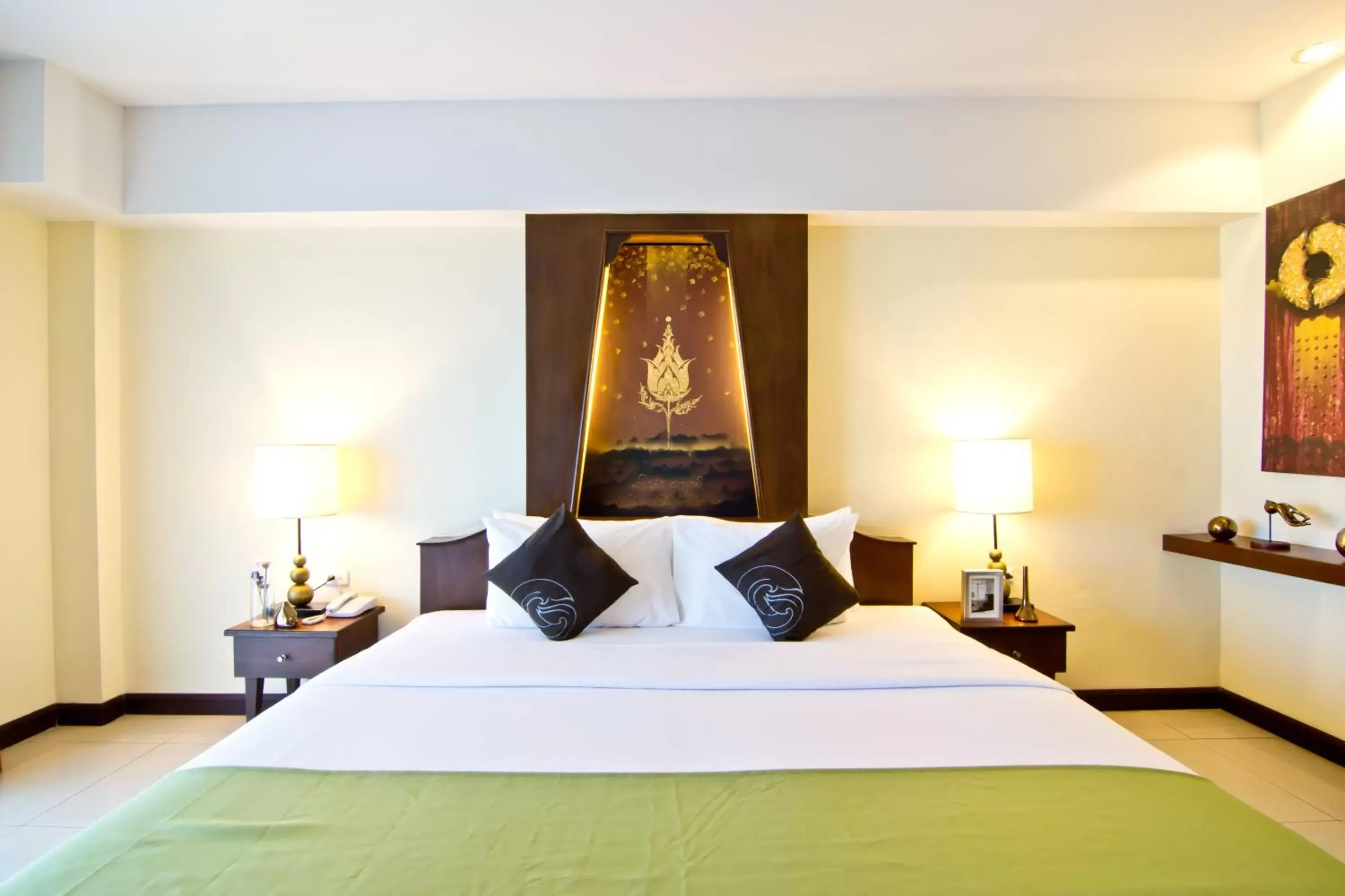 Bed in Golden Sea Pattaya - SHA Extra Plus