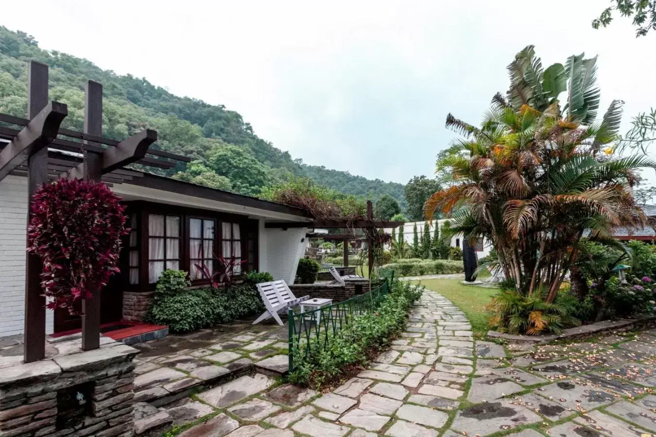 Garden, Property Building in Fish Tail Lodge