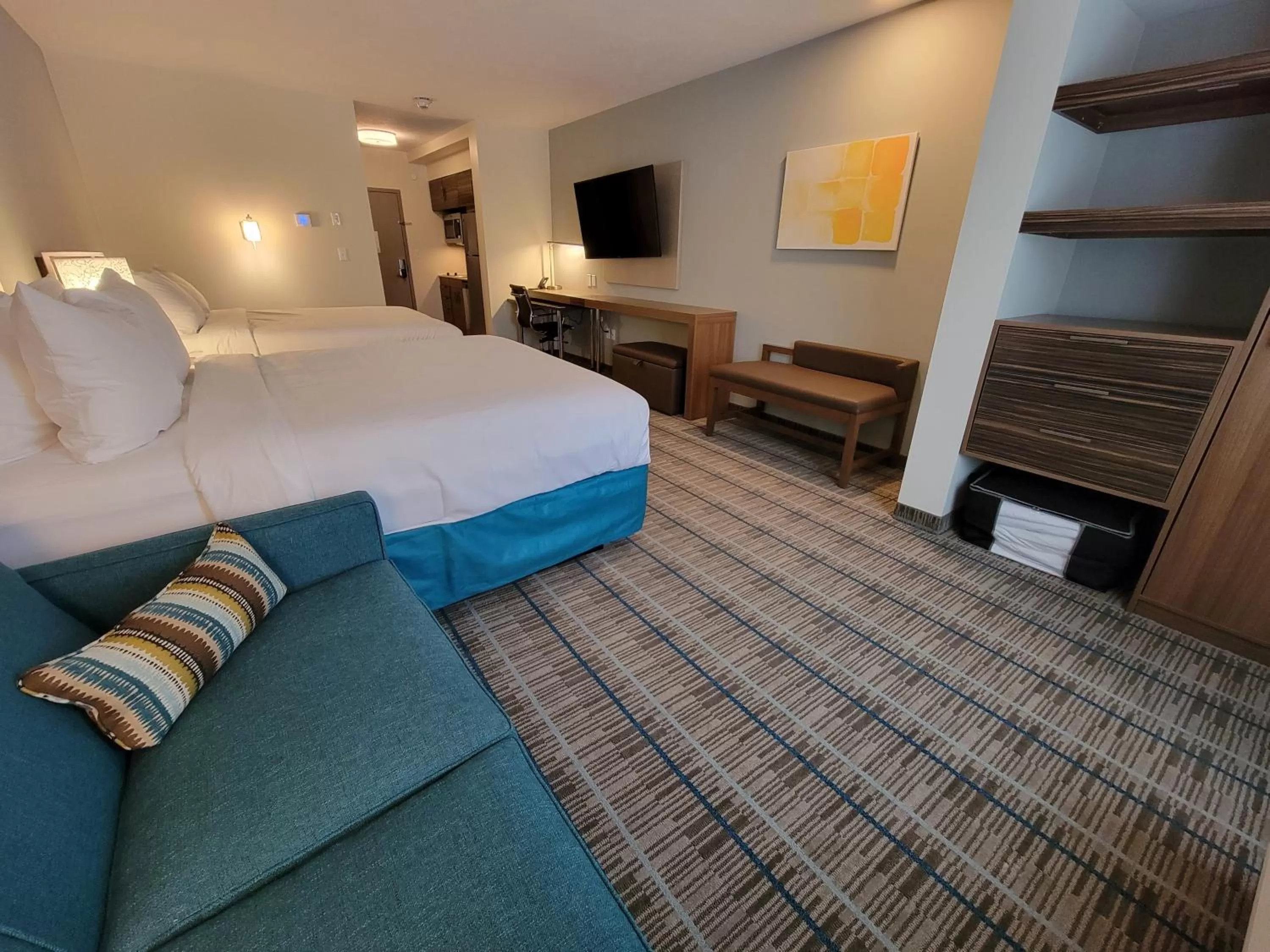 Efficiency Suite with Two Queens Sofa-Beds - Non Smoking/1st Floor in MainStay Suites