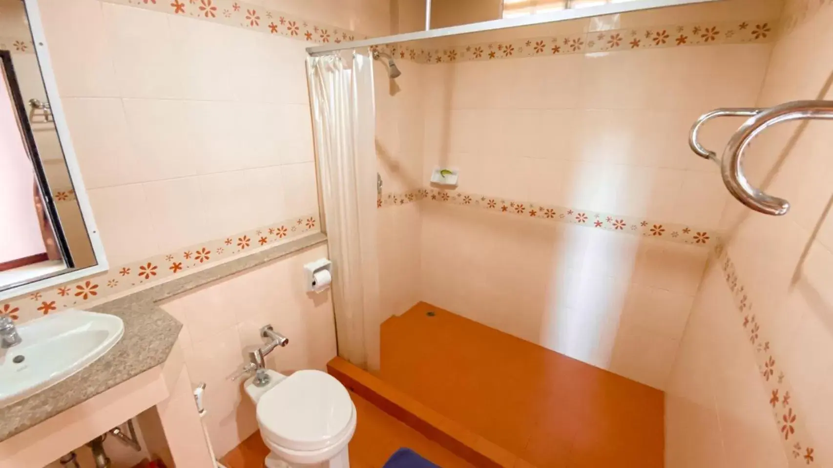 Bathroom in AA Pattaya Ville