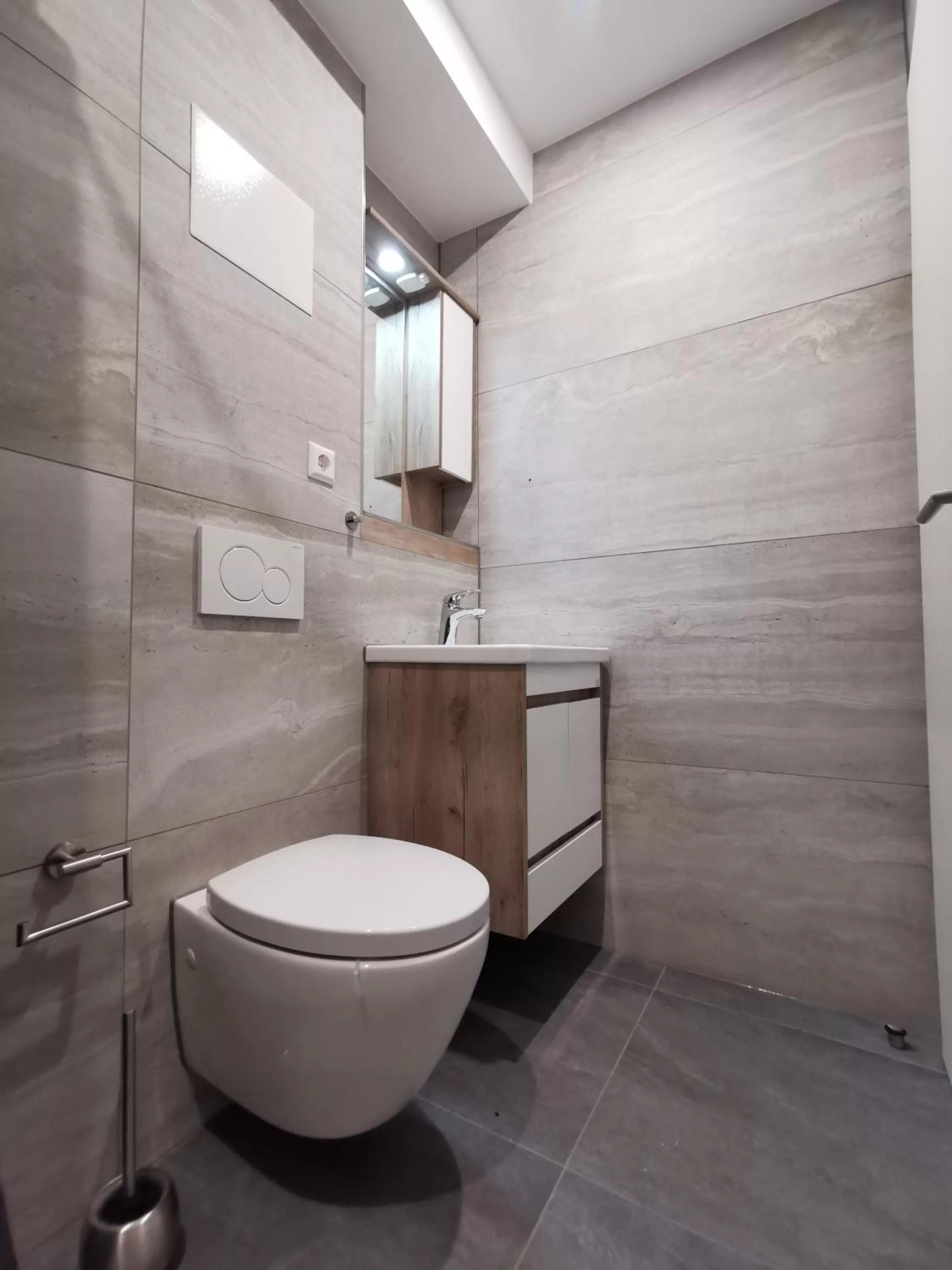 Toilet in HP Apartments