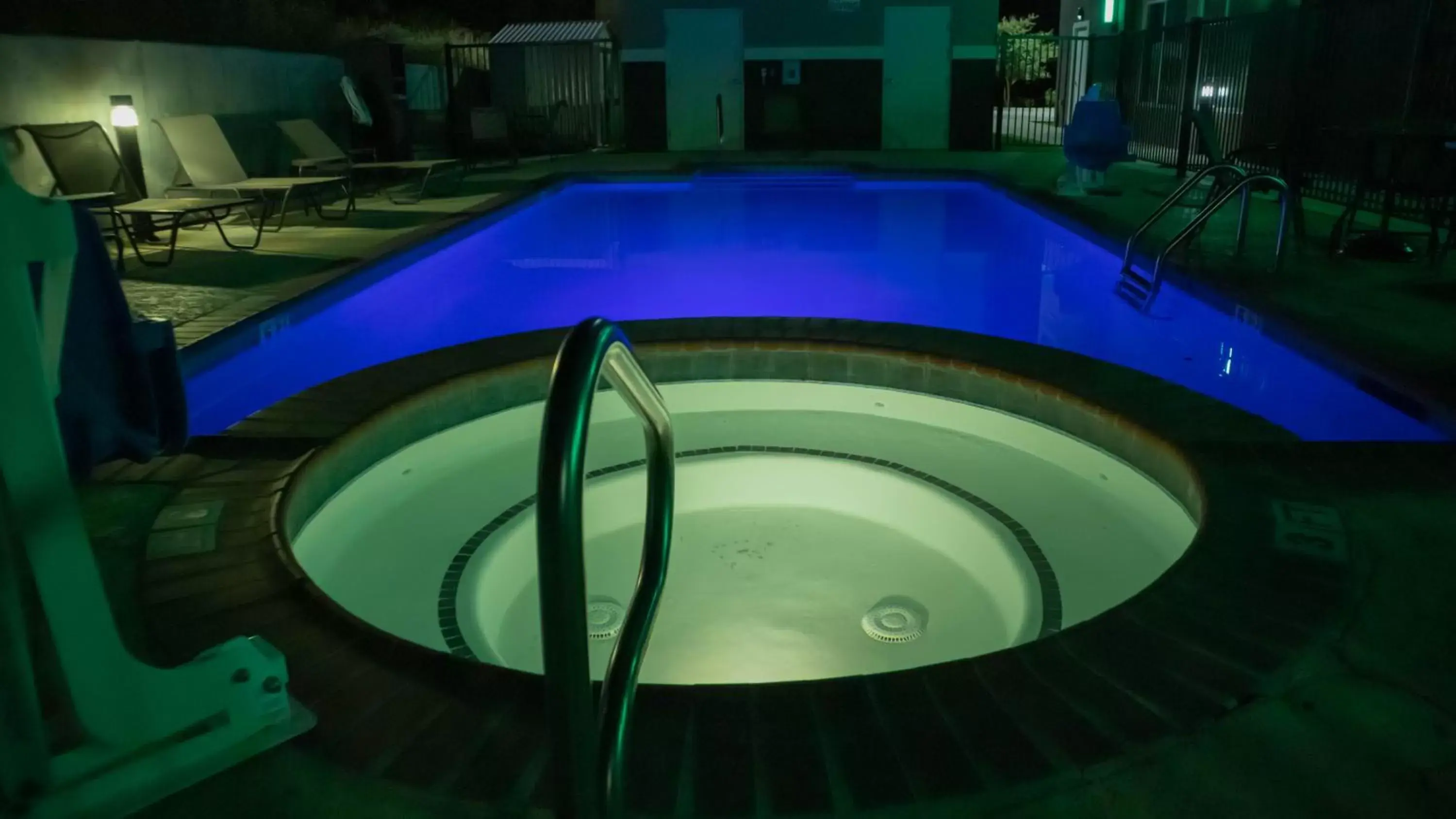 Swimming Pool in La Quinta by Wyndham Karnes City - Kenedy