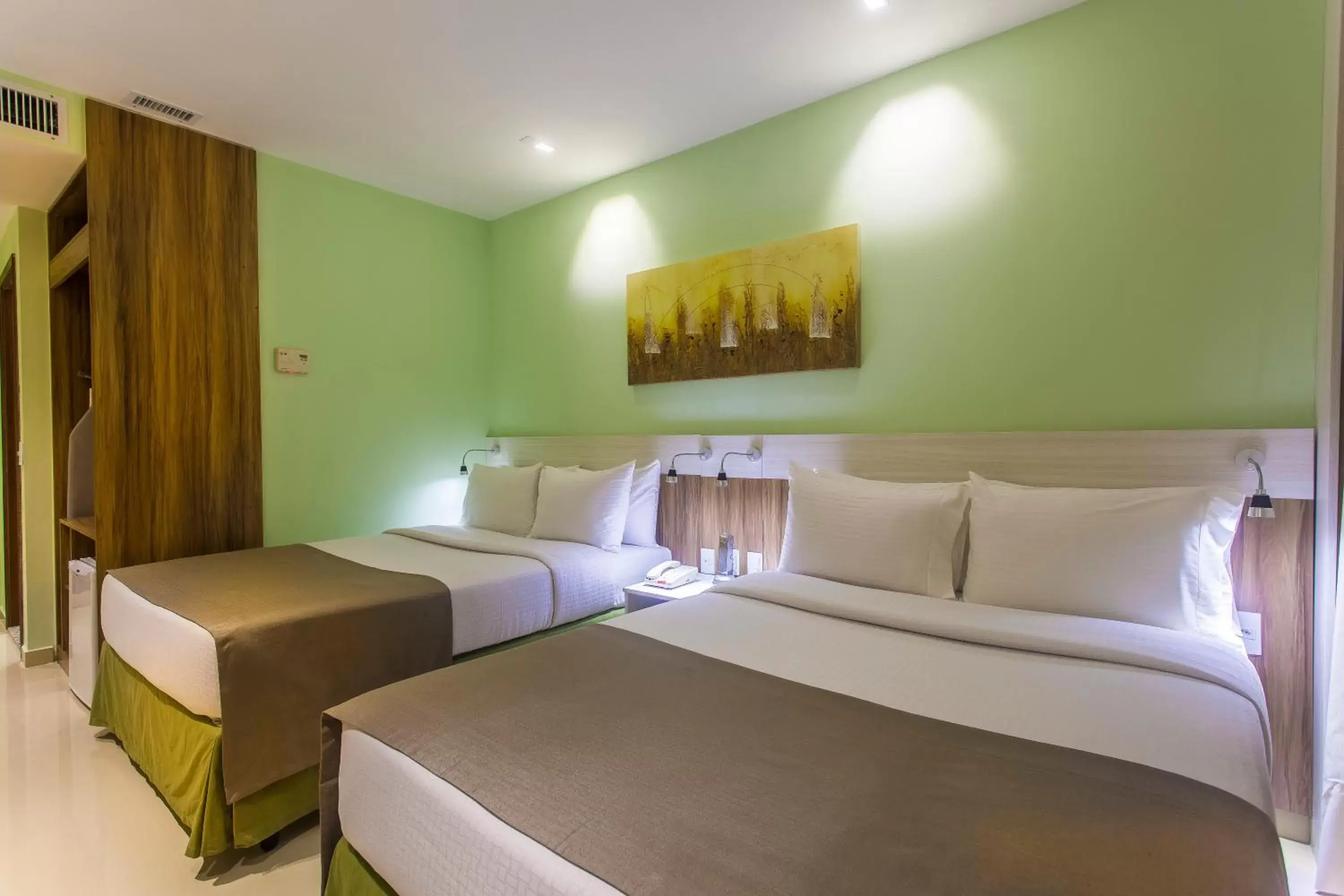 Standard Double Room with Two Double Beds - single occupancy in Holiday Inn Natal, an IHG Hotel Standard Double Room with Two Double Beds - single occupancy in Holiday Inn Natal, an IHG Hotel