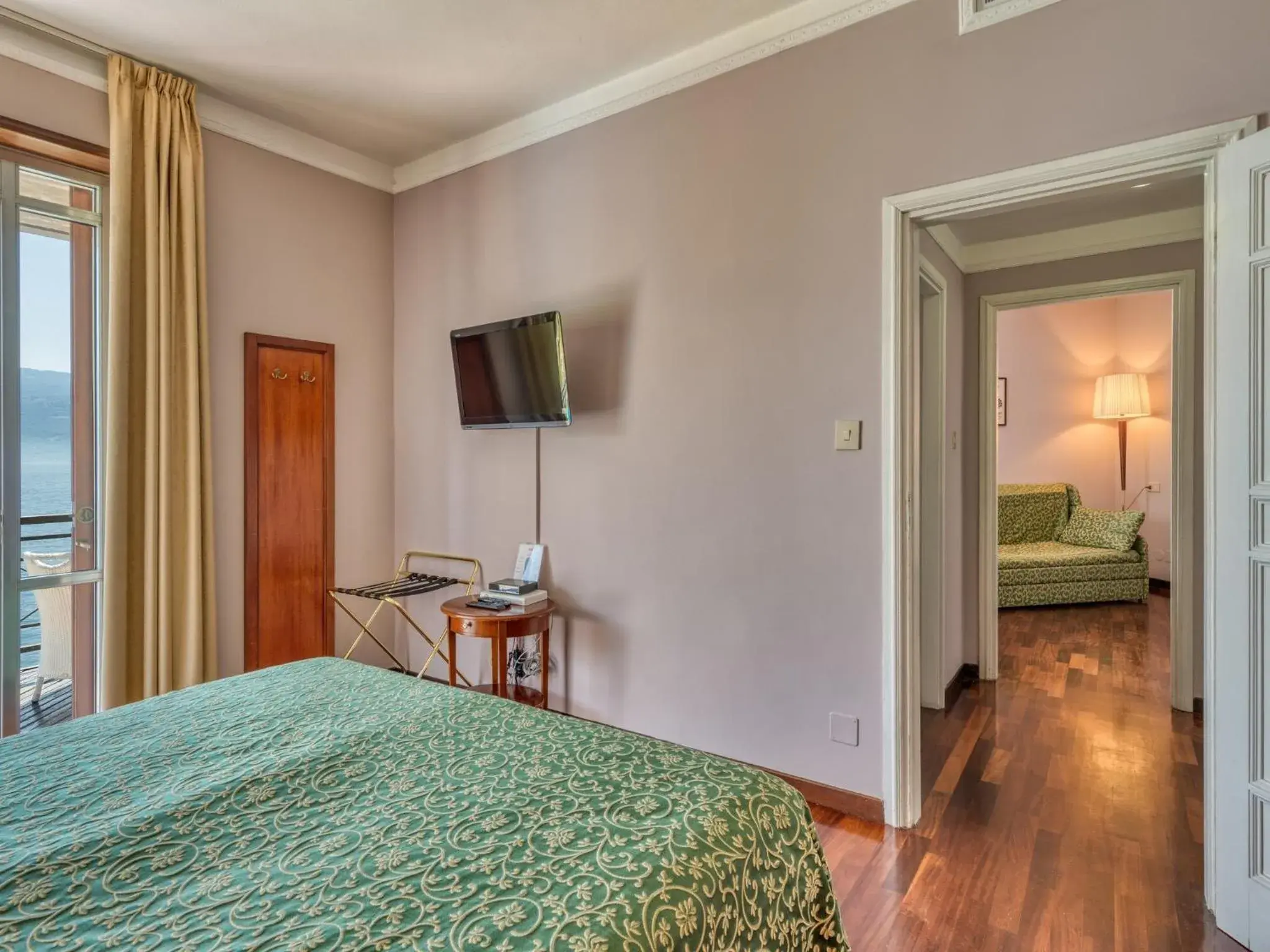 Photo of the whole room, Bed in Villa Cappellina