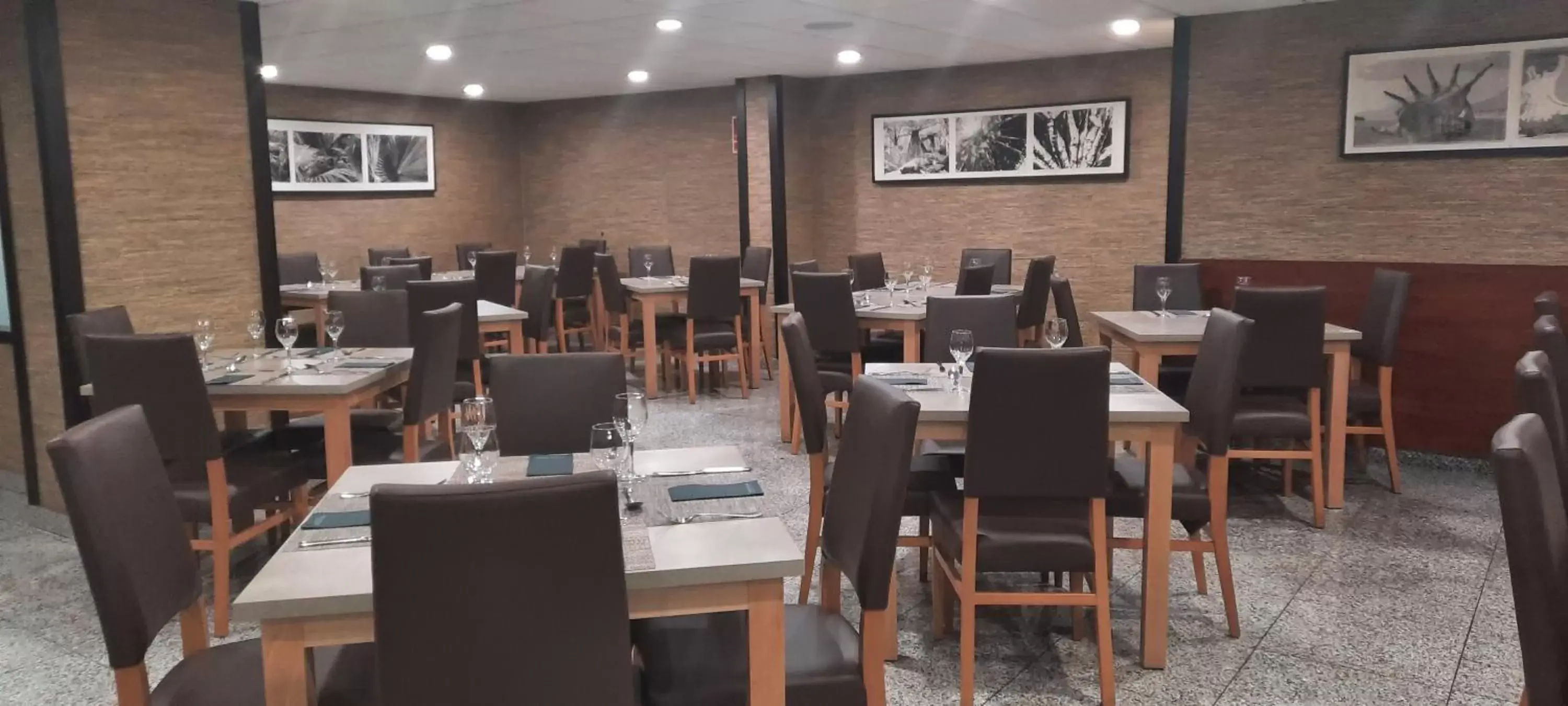 Restaurant/Places to Eat in Hotel Best Andorra Center