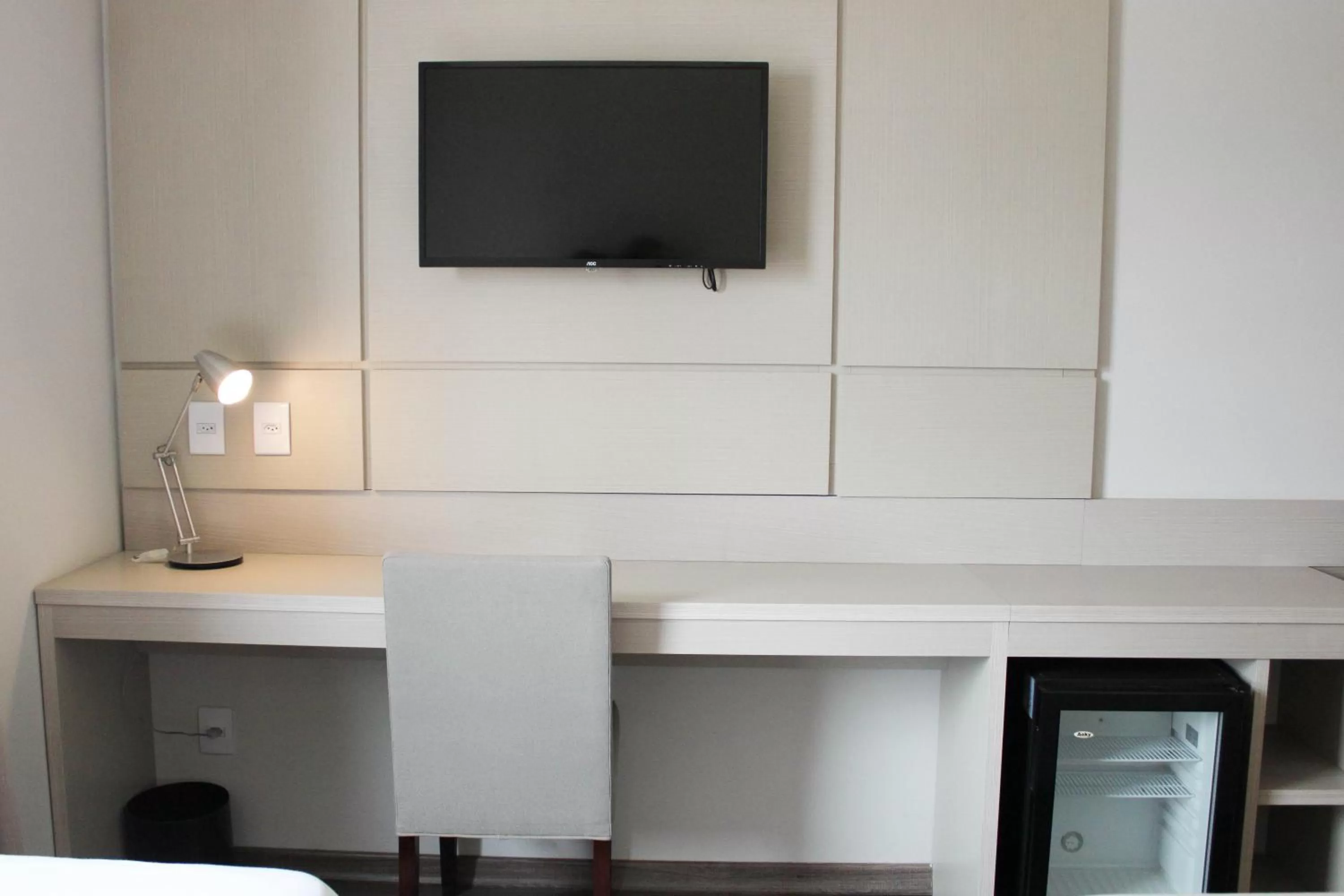 TV and multimedia in Samba Tres Rios