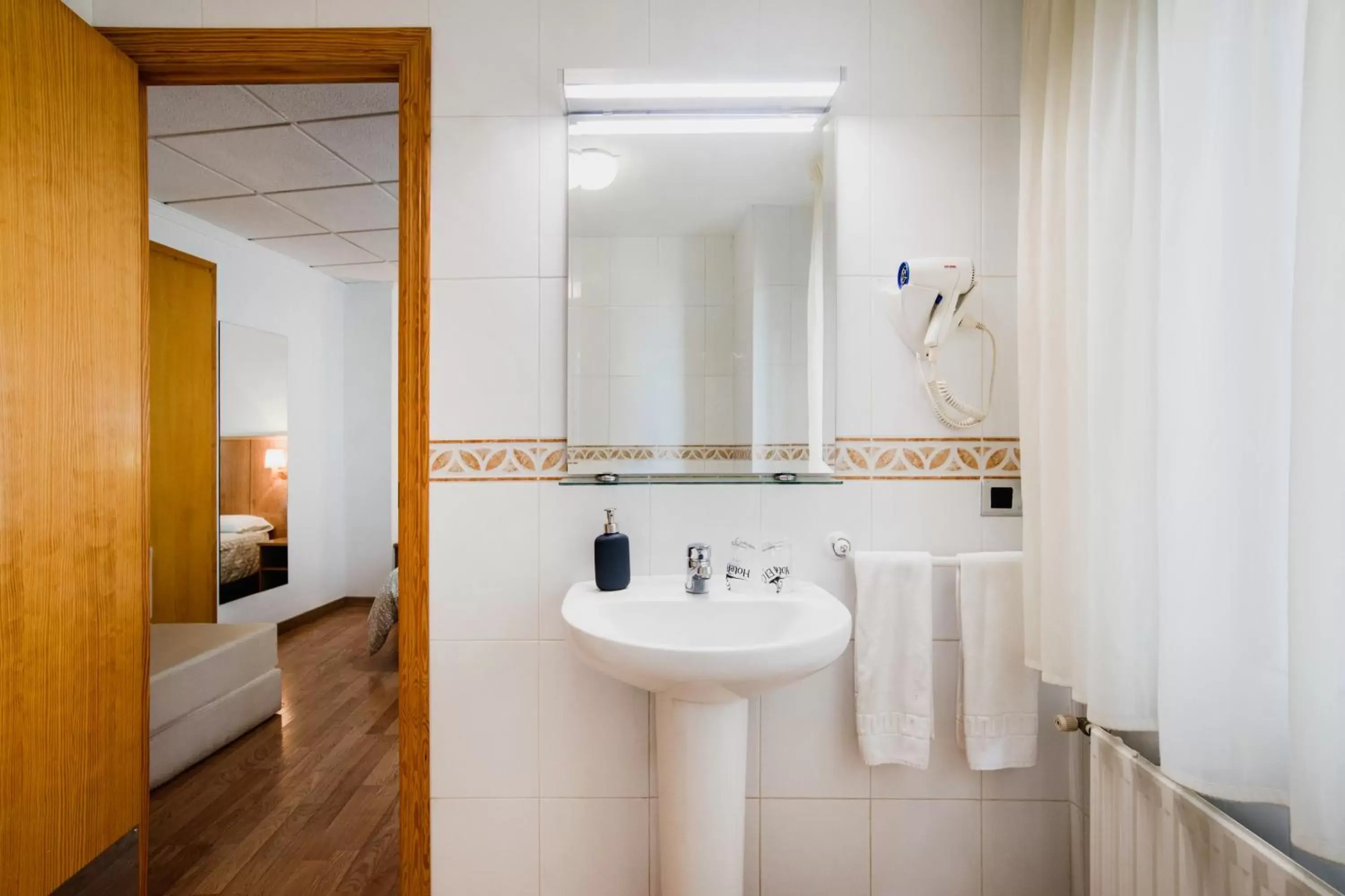 Bathroom in Hotel El Cid